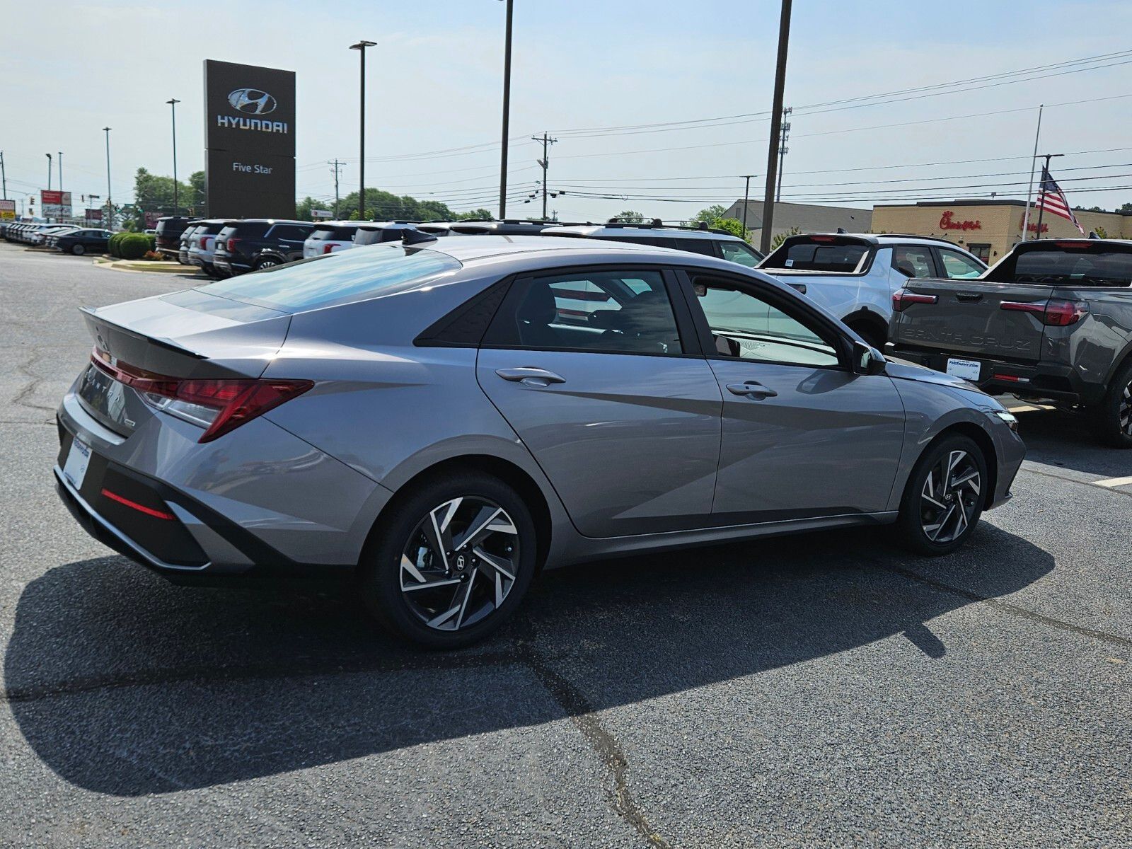 New 2025 Silver Hyundai SEL Sport image 12
