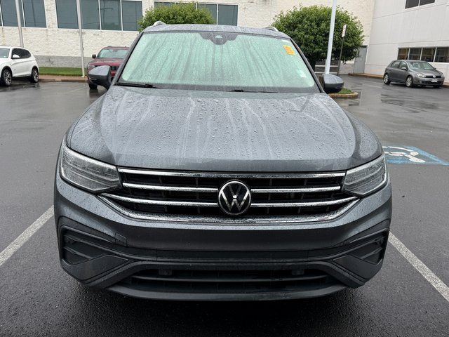 Used 2023 Gray Volkswagen 2.0T SE image 2