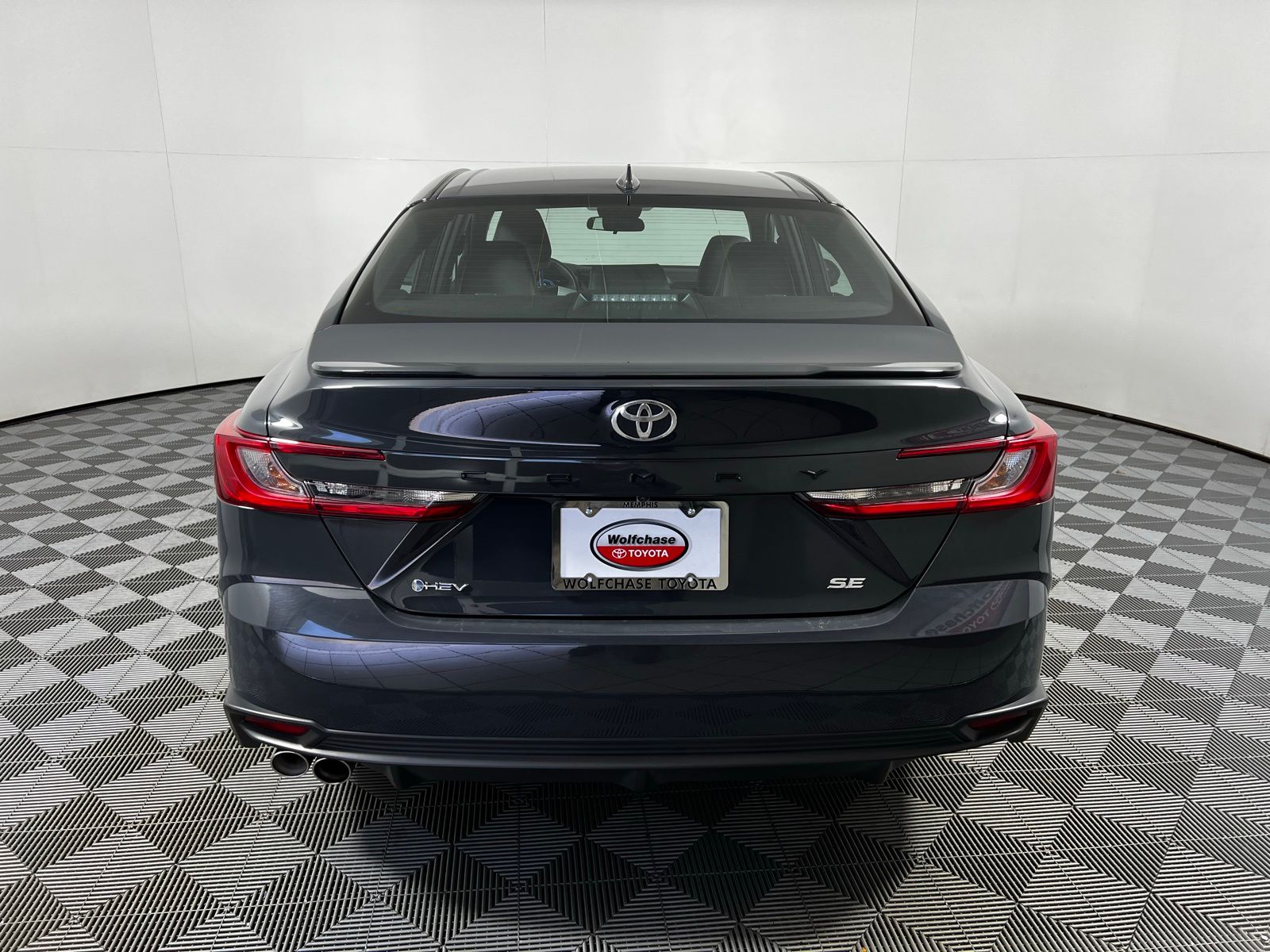 Thumbnail: 2025 Toyota Camry - 6