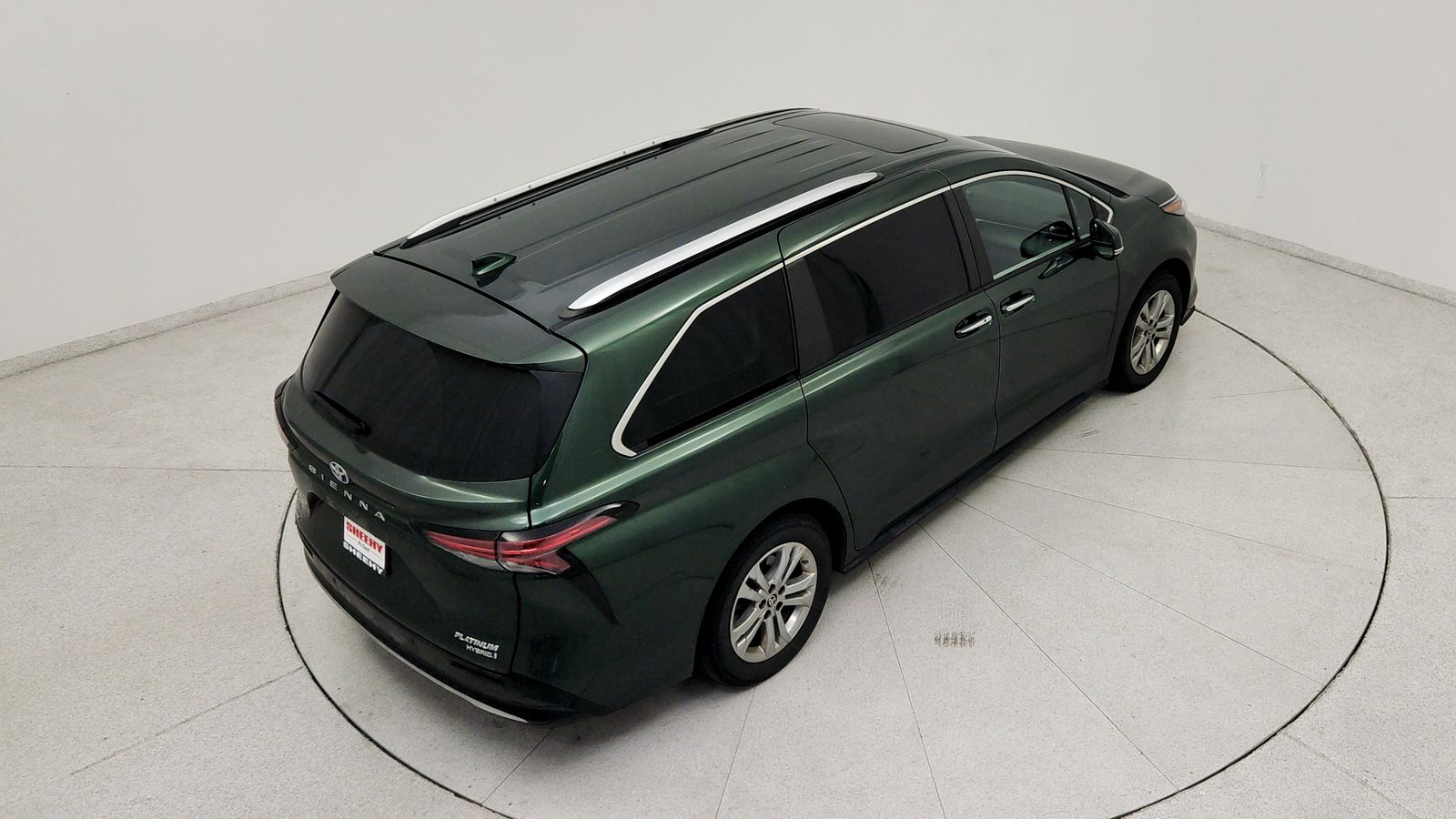 Used 2024  Toyota Platinum image 19