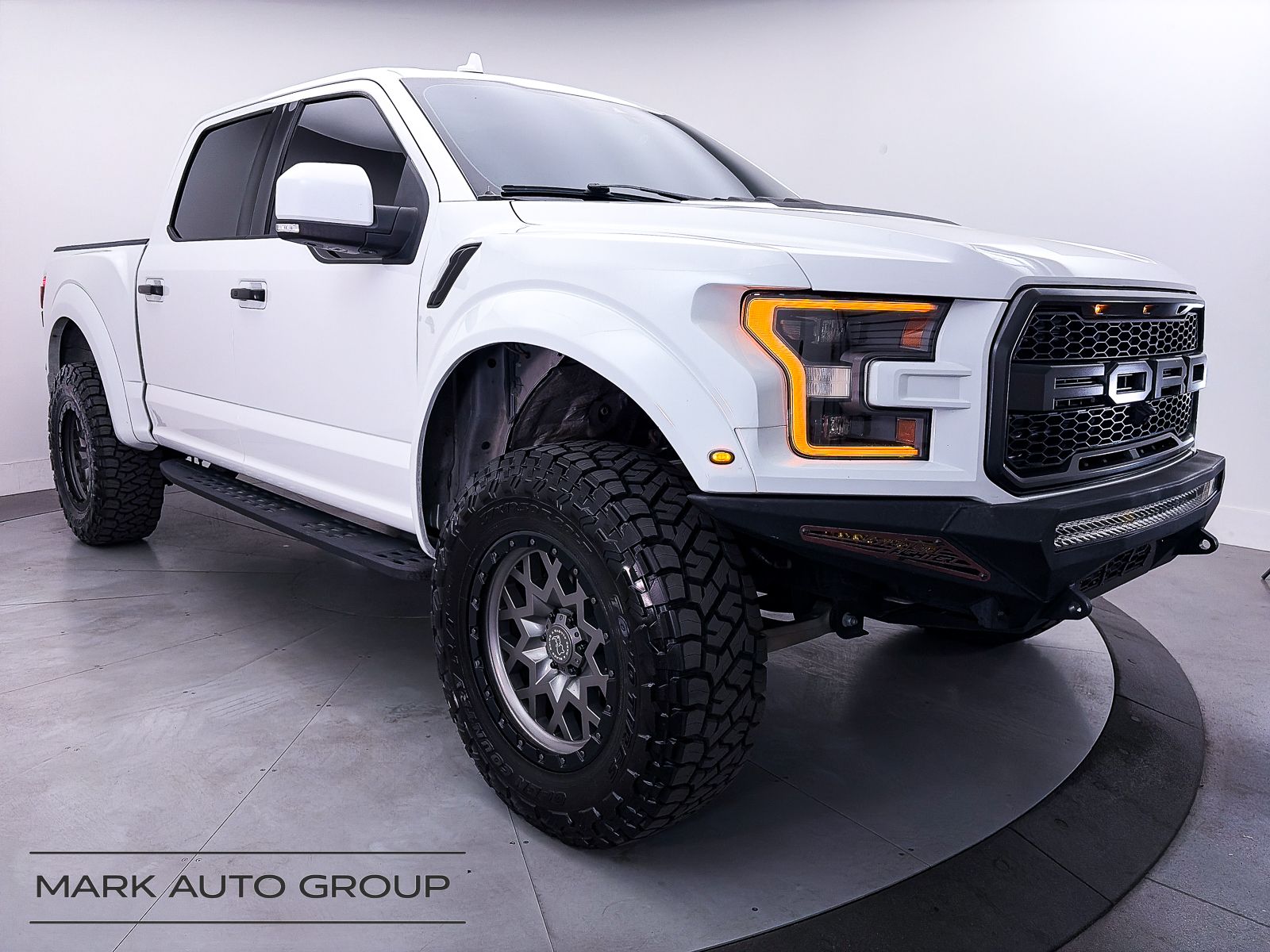 2020 Ford F-150 Raptor
