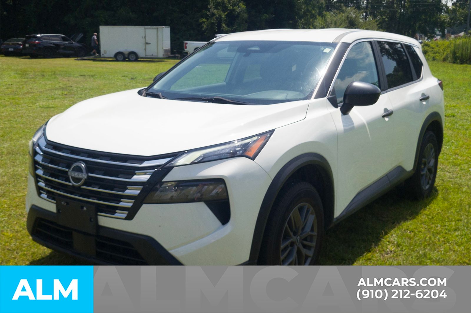 Used 2024 Glacier White Nissan S image 22