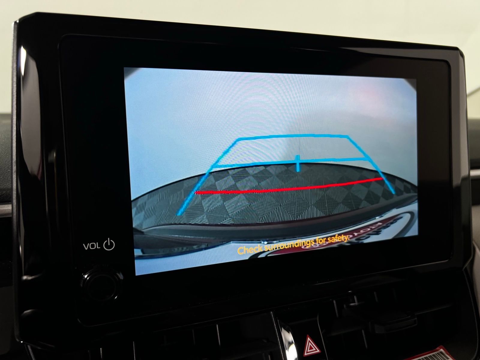 Thumbnail: 2025 Toyota Corolla - 18