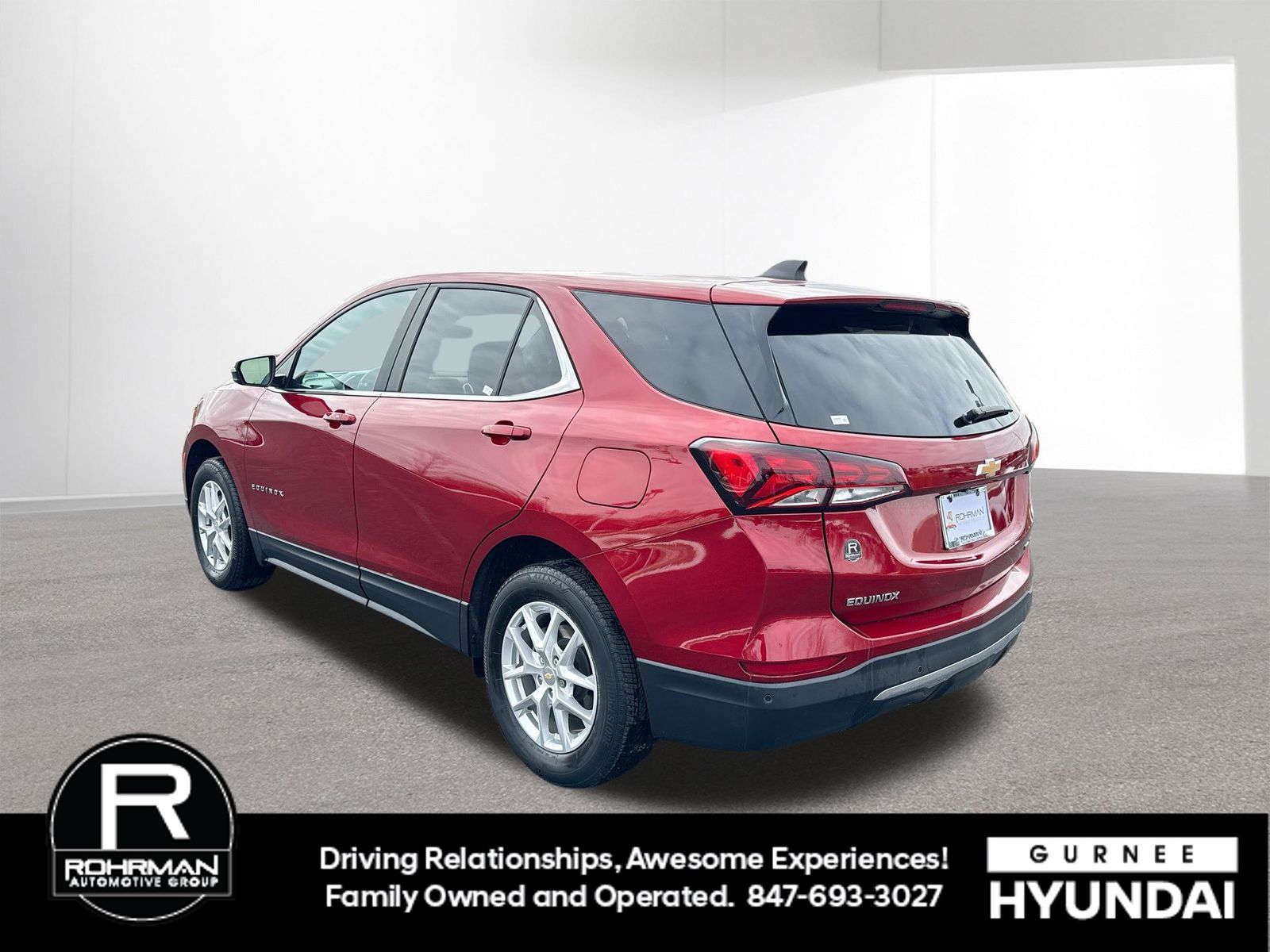 View vehicle photo 7