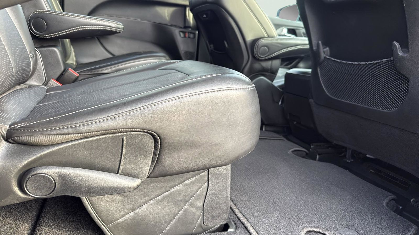 Used Car 2025 Chrysler Pacifica  Select For Sale Under $35,000 In Austin, Texas