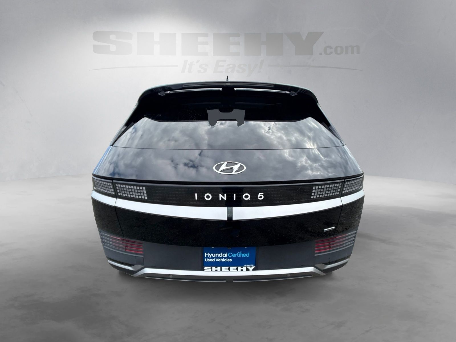 Used 2023 Black Hyundai SEL image 15