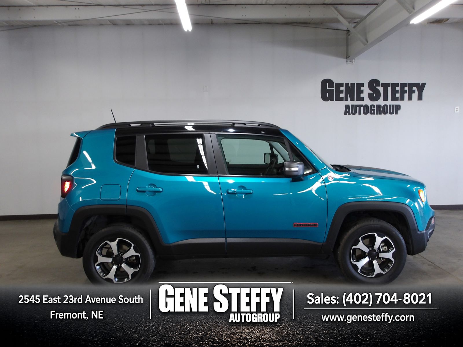 Bikini Metallic Clearcoat 2021 Jeep Renegade Trailhawk 4WD SUV / Crossover Four-Wheel Drive 9-Speed Automatic