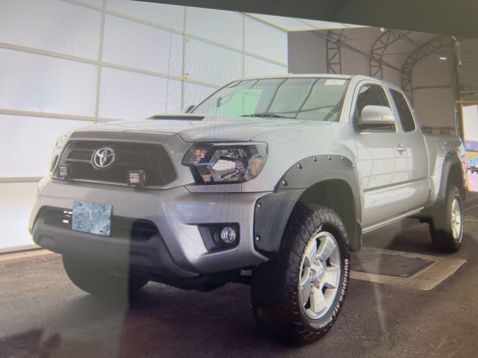 Silver Sky Metallic 2014 Toyota Tacoma Access Cab V6 4WD Pickup Truck Four-Wheel Drive 6-Speed Manual