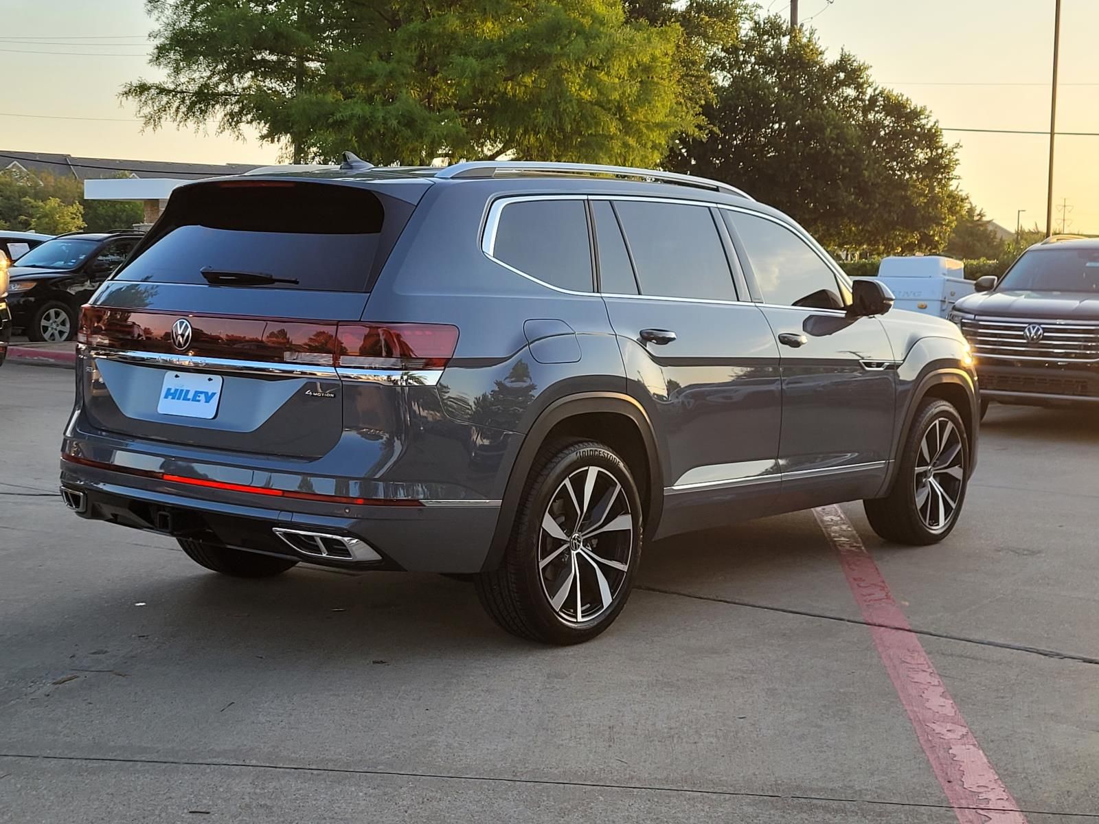used 2025 Volkswagen Atlas car, priced at $44,900