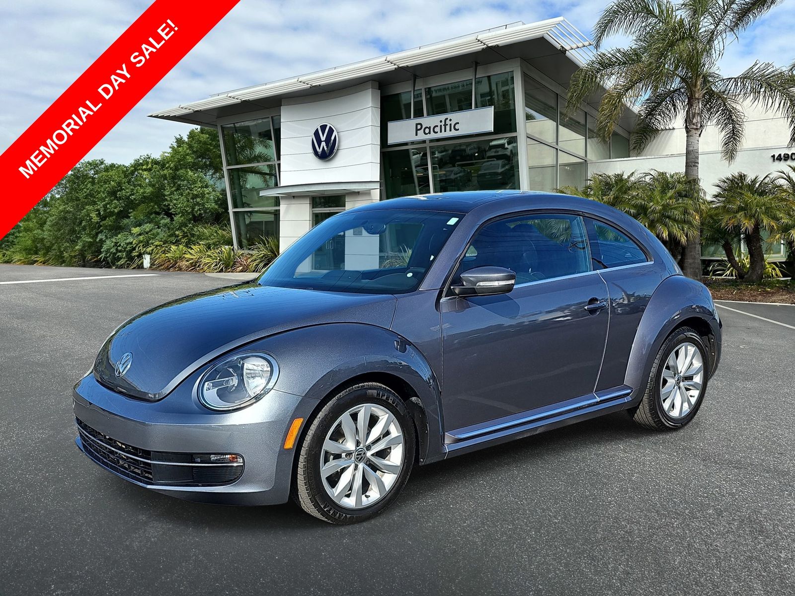 Platinum Gray Metallic 2015 Volkswagen Beetle TDI Hatchback Front-Wheel Drive 6-Speed Dual Clutch