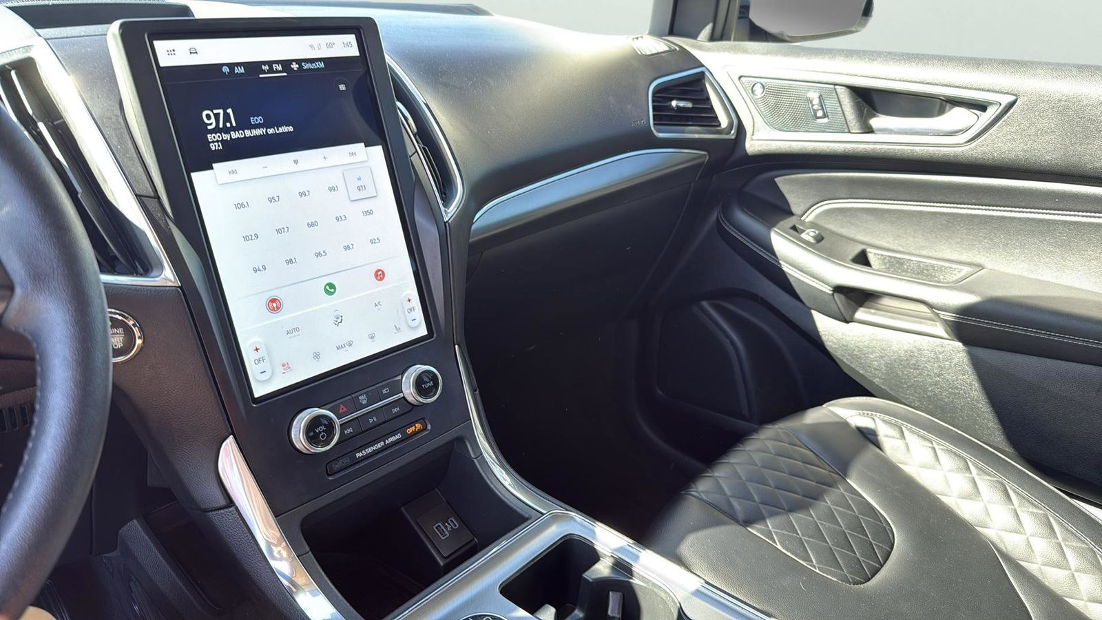 Used Car 2024 Ford Edge  Titanium For Sale Under $30,000 In Austin, Texas