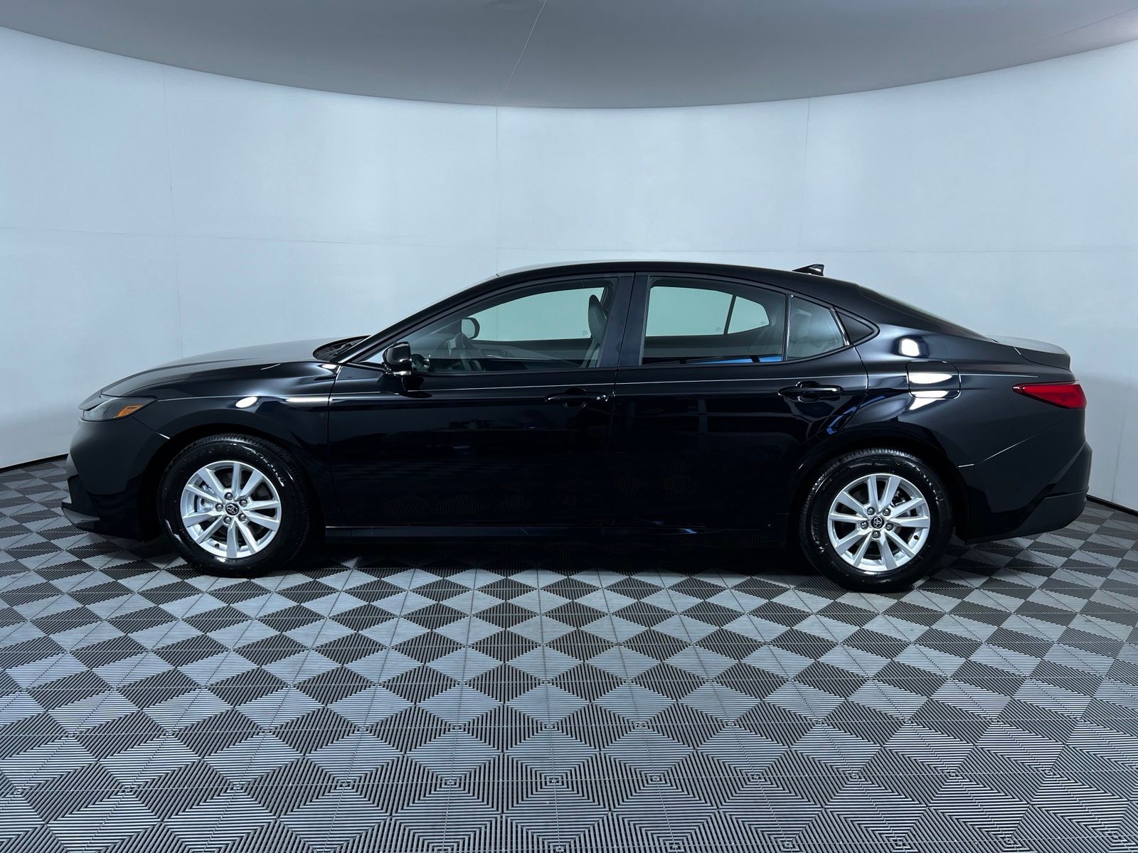 Thumbnail: 2026 Toyota Camry - 8