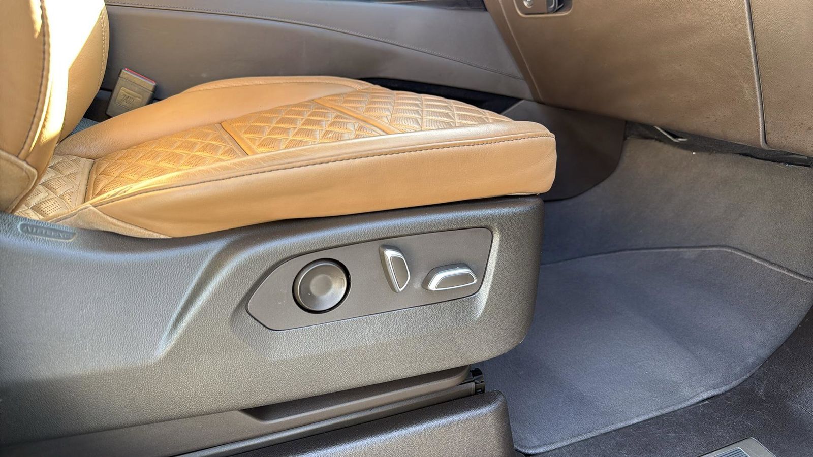 Used Car 2022 Cadillac Escalade Esv  Sport For Sale Under $80,000 In Austin, Texas