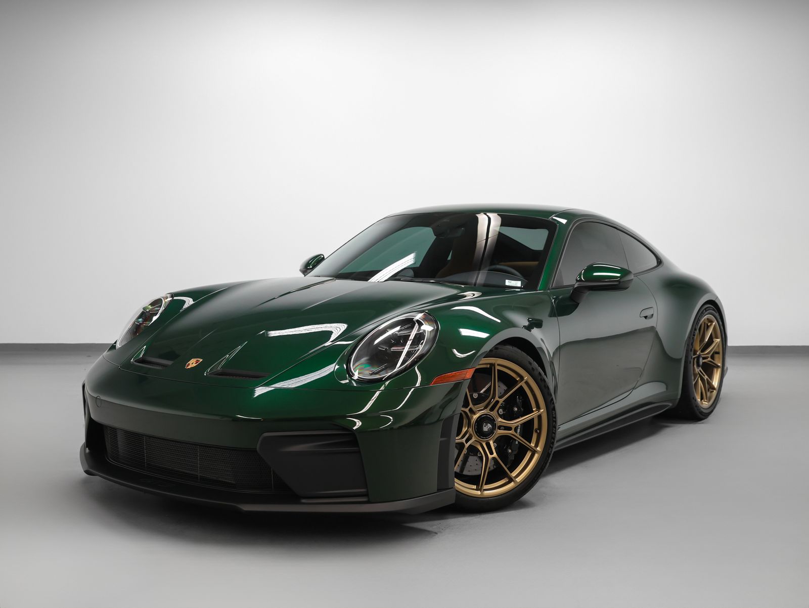 Oak Green Metallic Neo 2026 Porsche 911 Coupe Rear-Wheel Drive 6-Speed Manual