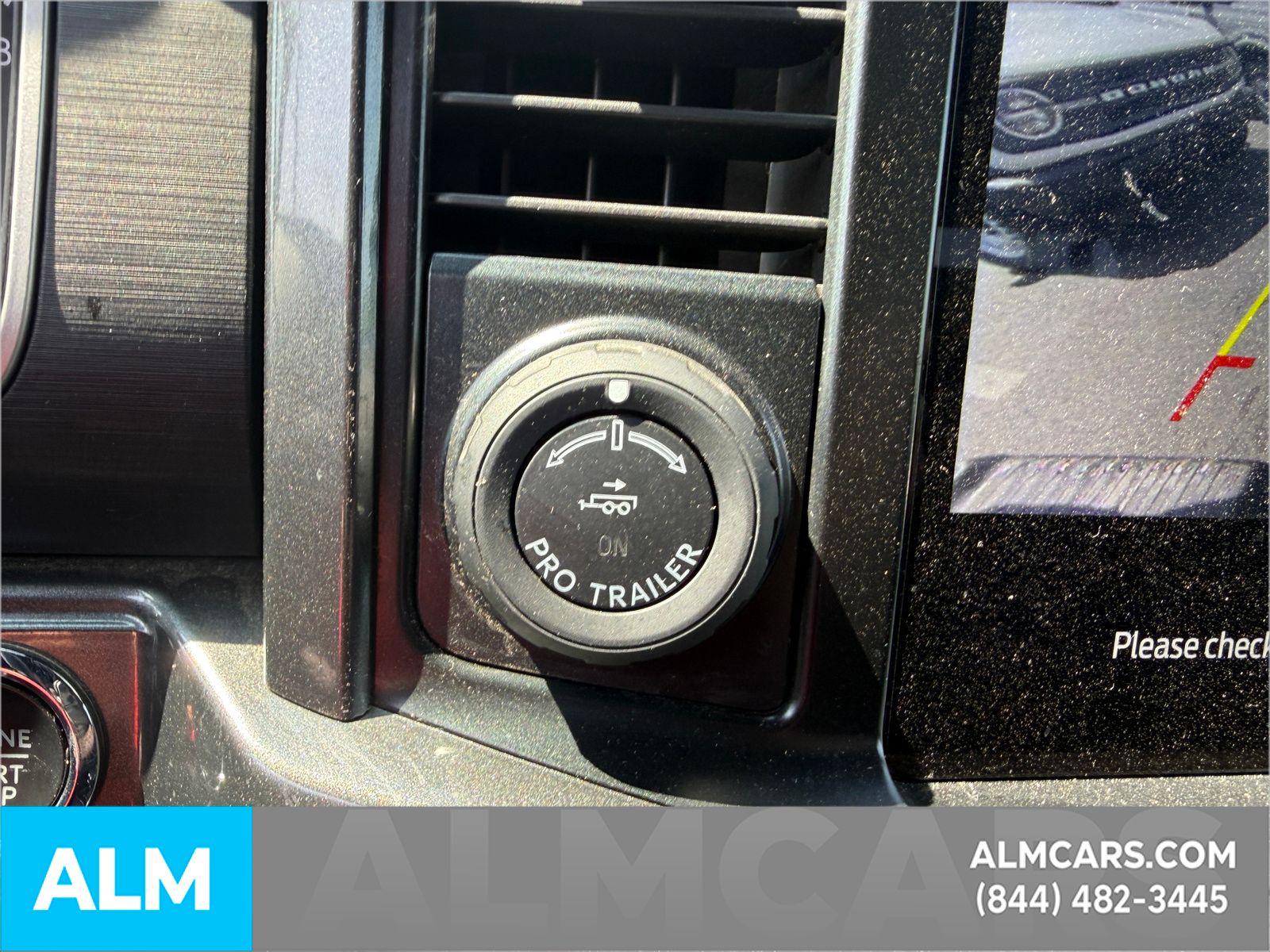 Used 2023 Iconic Silver Metallic Ford XLT image 28