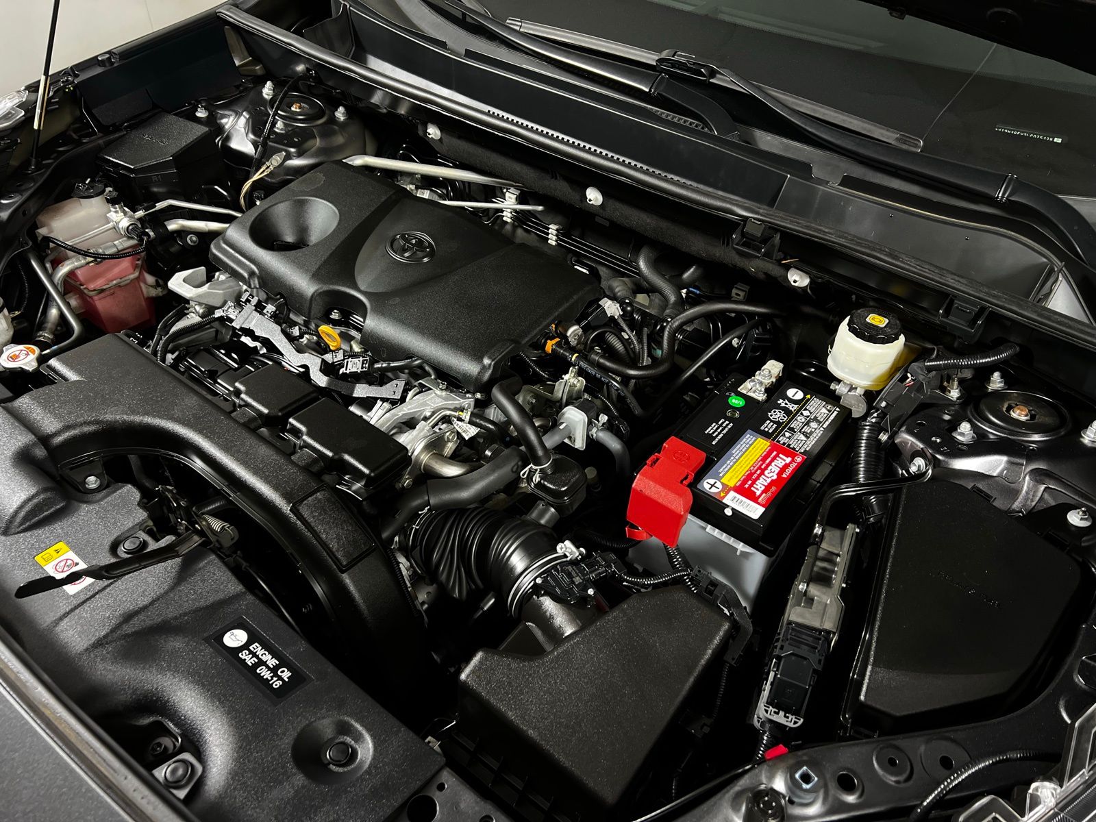 Thumbnail: 2020 Toyota RAV4 - 11