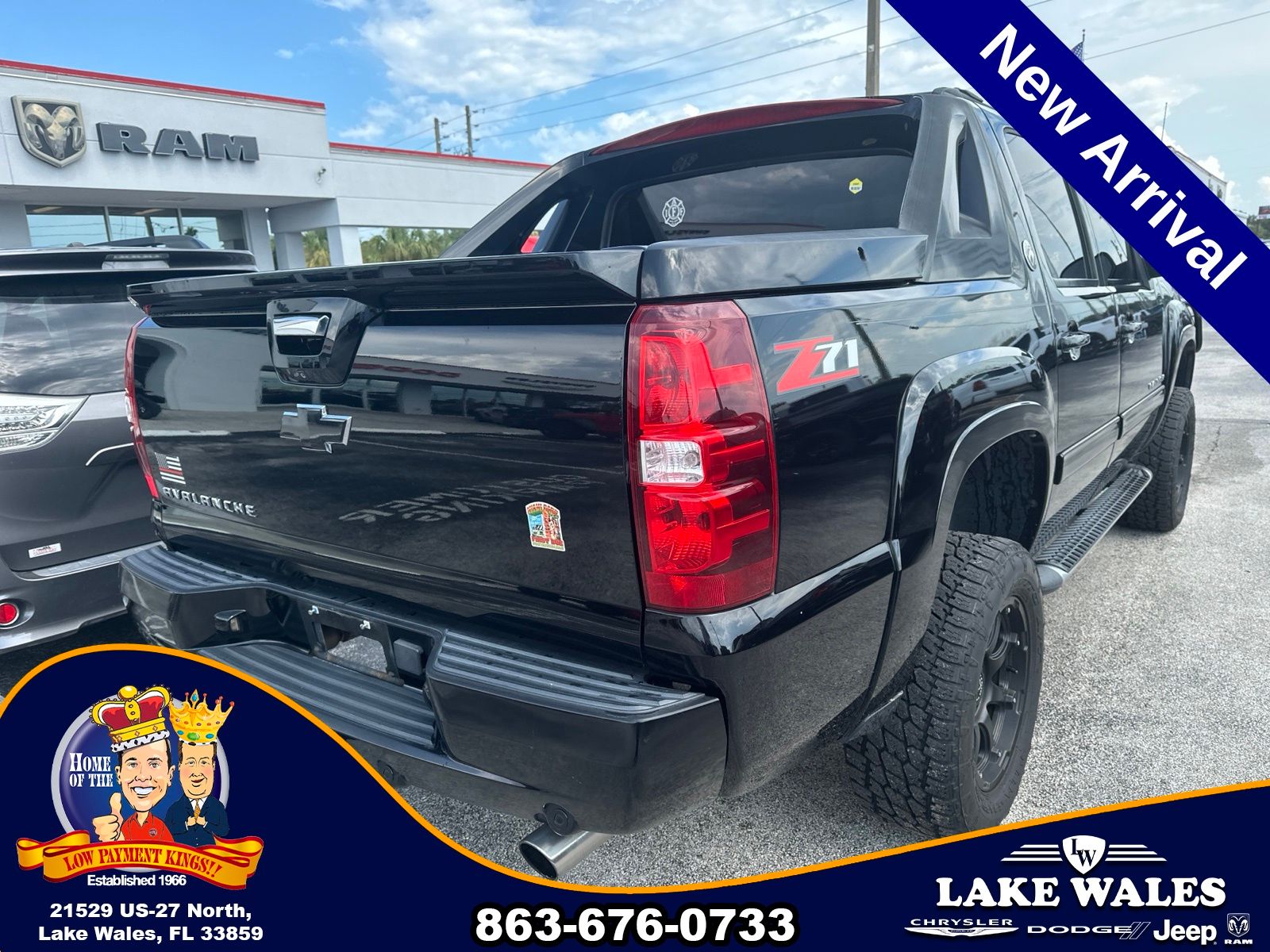 2013 Black Chevrolet Avalanche 1500 LT RWD Truck