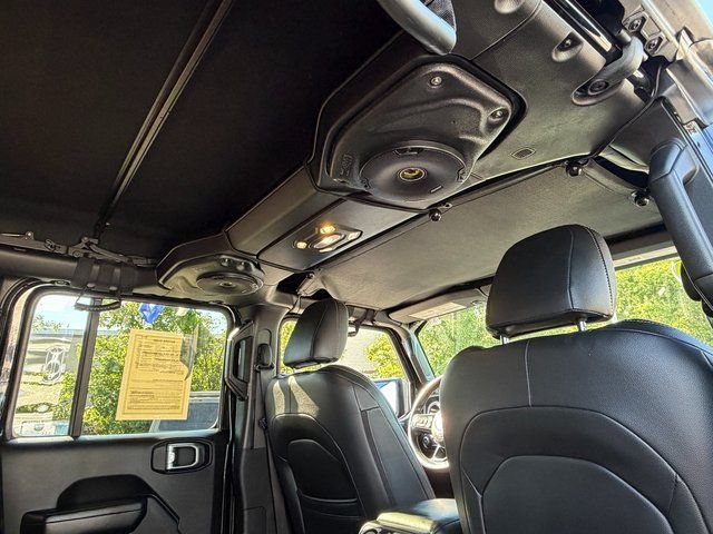 Used 2019 Black Clearcoat Jeep Unlimited Sport S image 33
