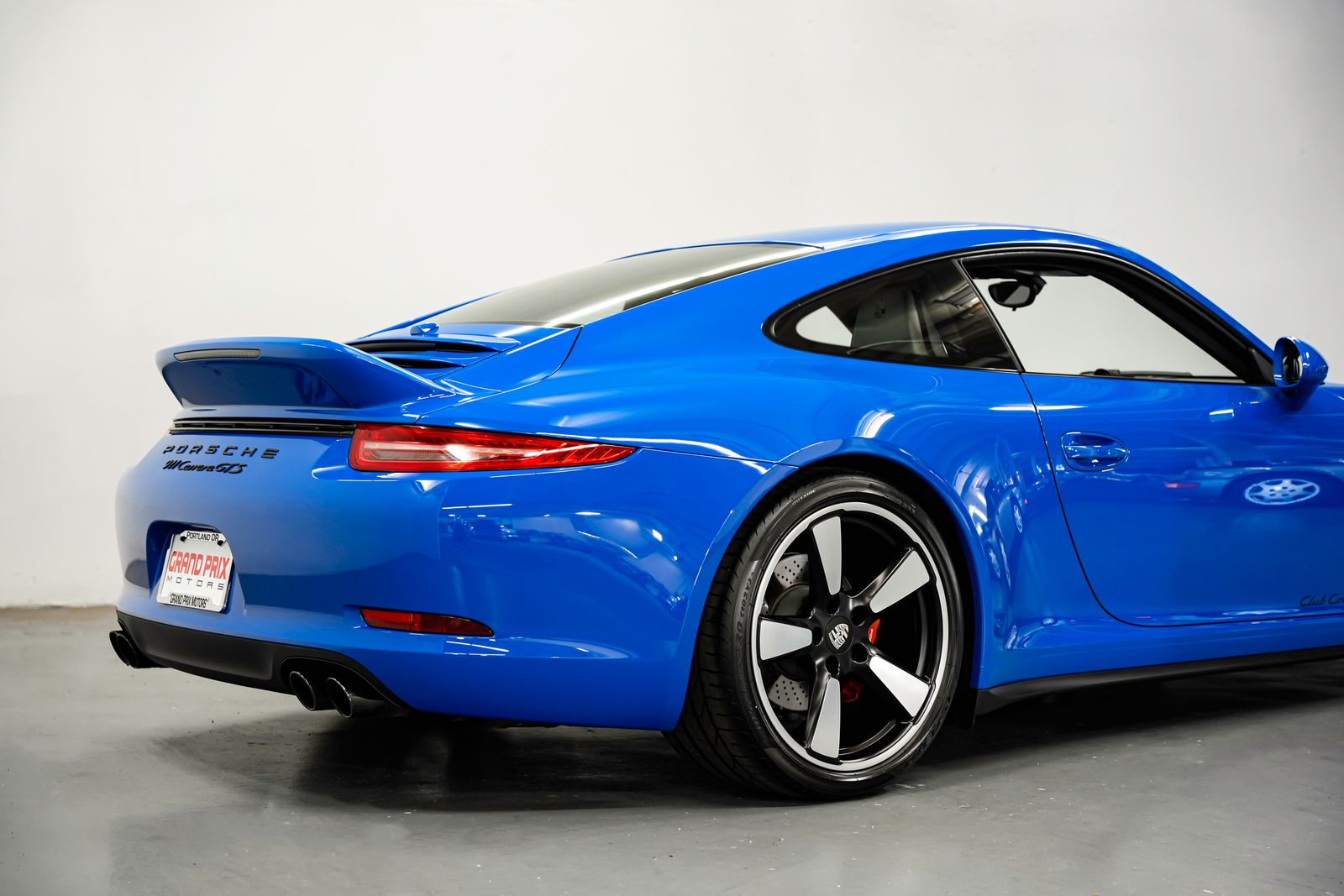 2016 Porsche 911 Carrera GTS — photo 40