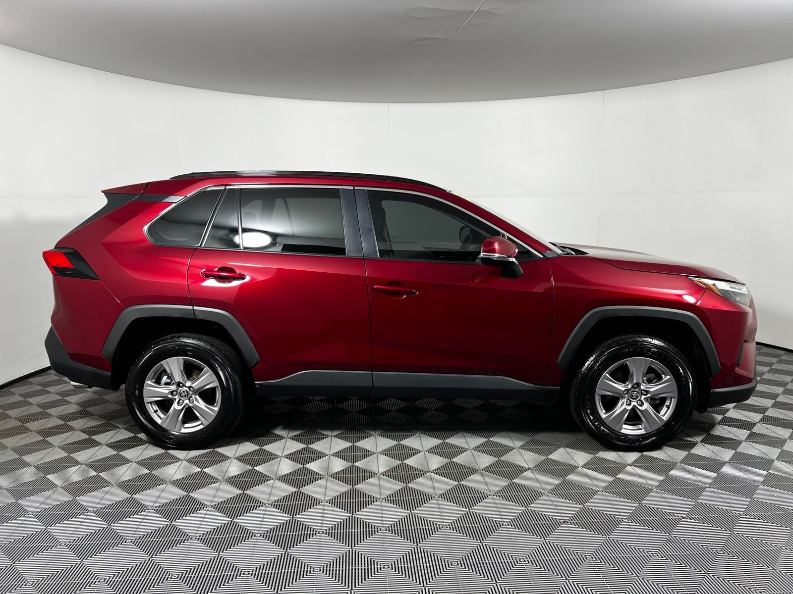 Thumbnail: 2025 Toyota RAV4 - 4