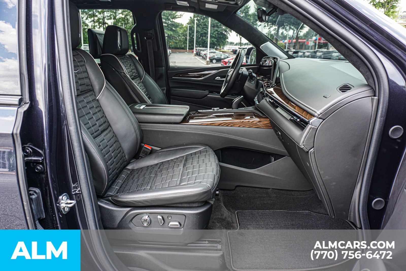 Used 2023 Gray Cadillac Sport Platinum image 23