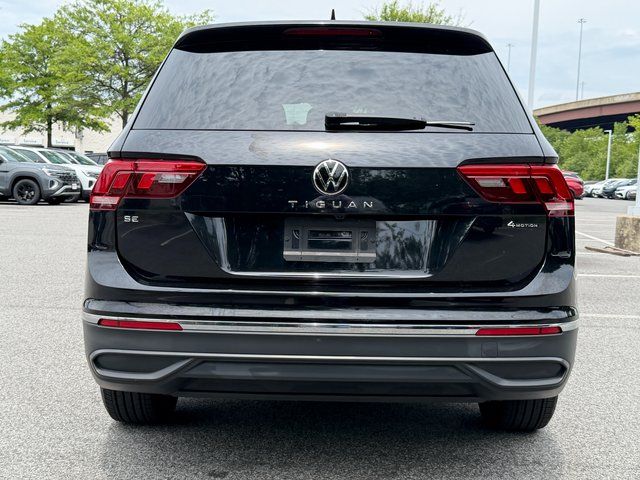 Used 2023 Black Volkswagen 2.0T SE image 5
