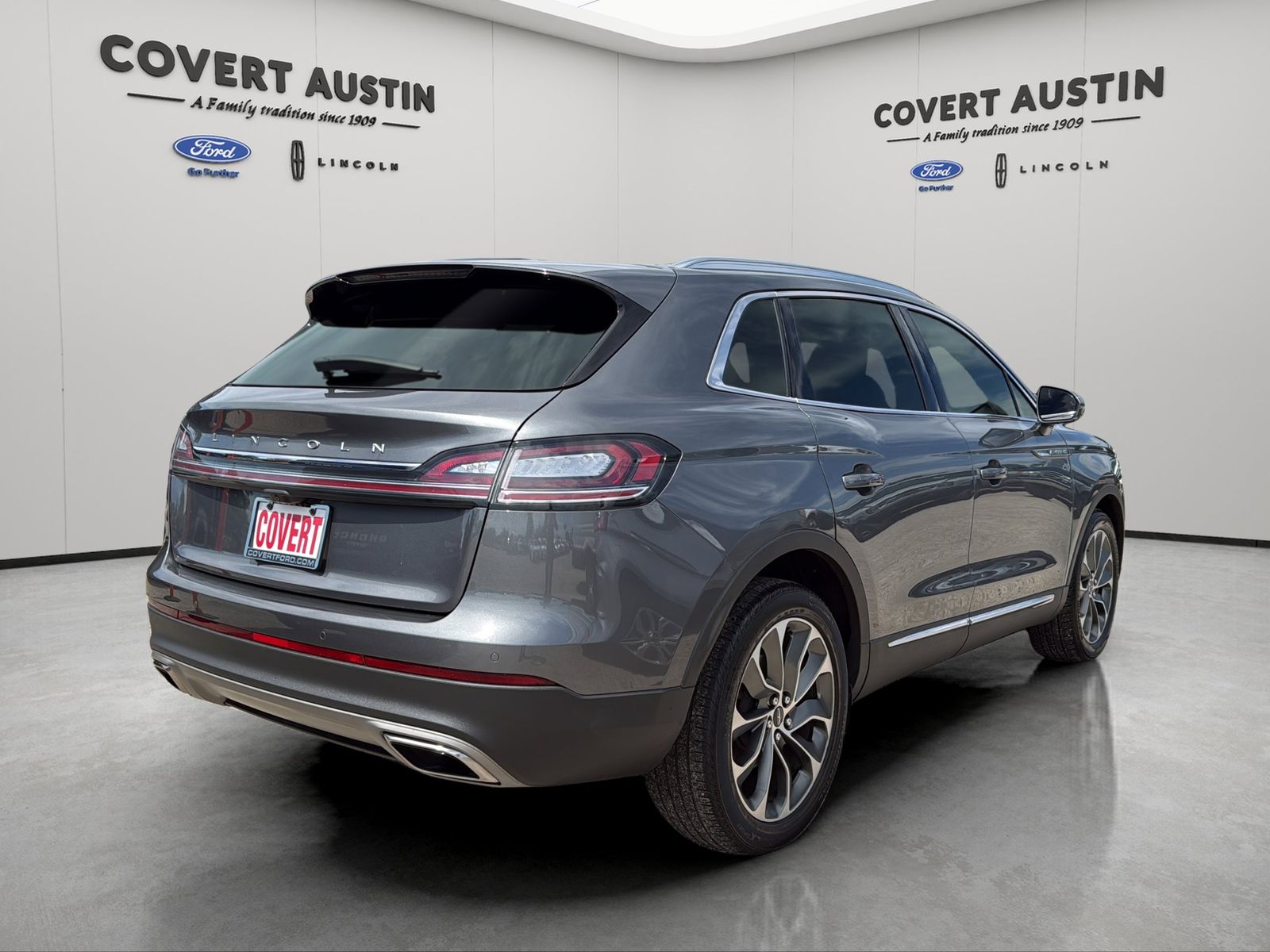 Used Car 2023 Lincoln Nautilus  Reserve For Sale Under $40,000 In Austin, Texas