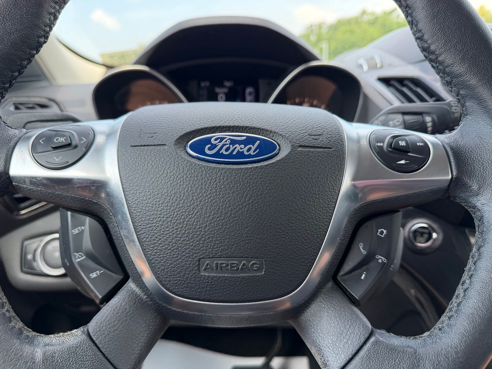 2014 Ford Escape image 16