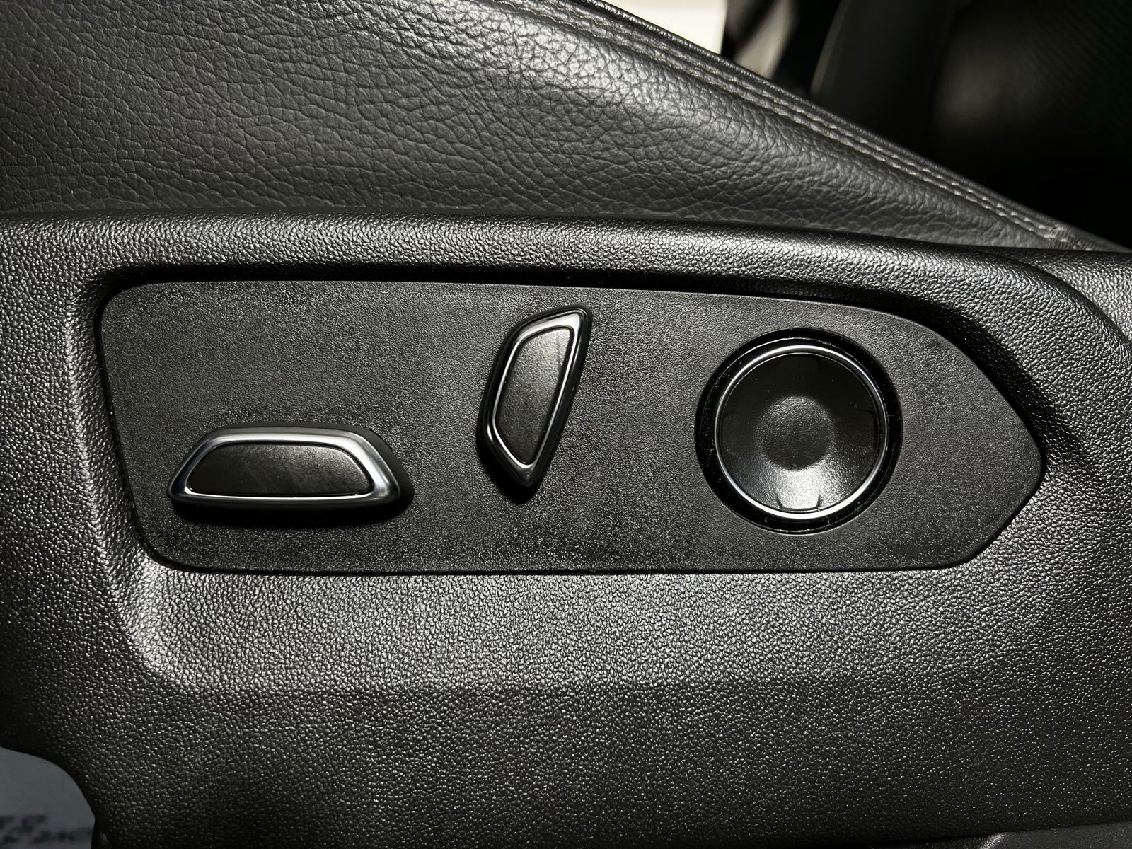 2021 GMC Yukon Denali 11