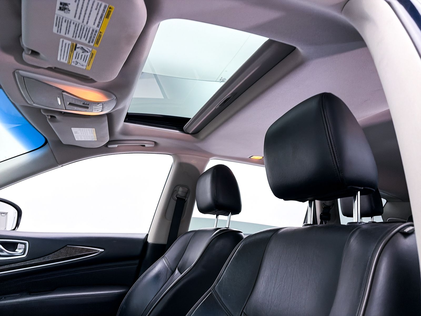 2015 INFINITI QX60 Base