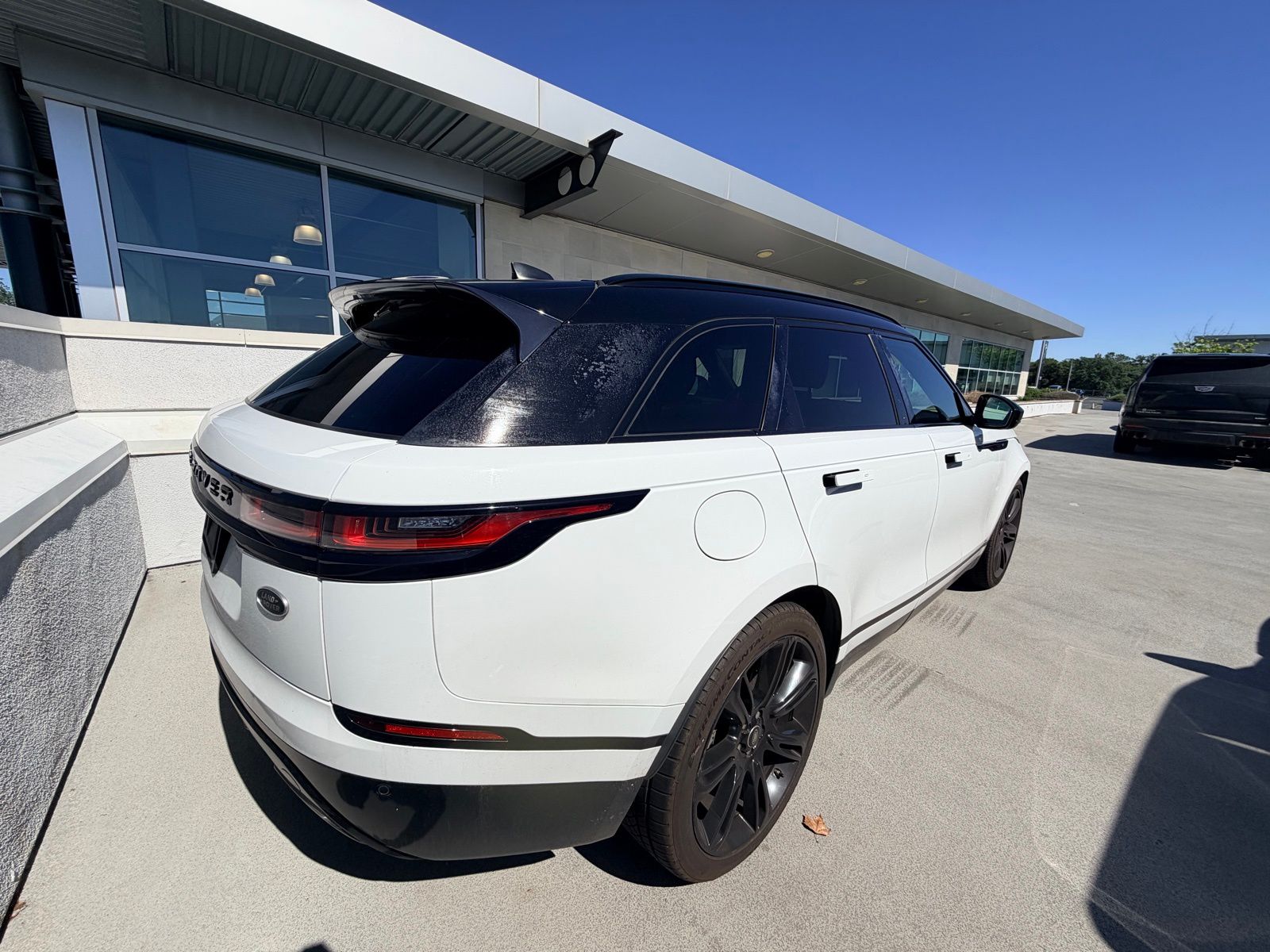 View vehicle photo 6