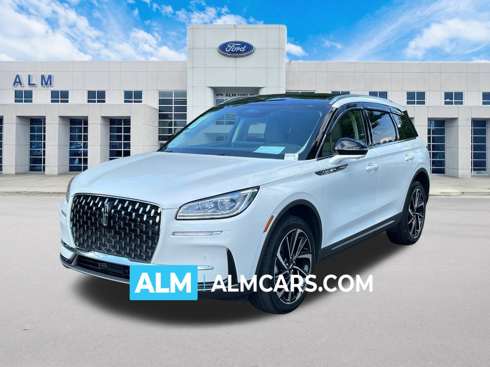 2023 Lincoln Corsair Reserve's photo