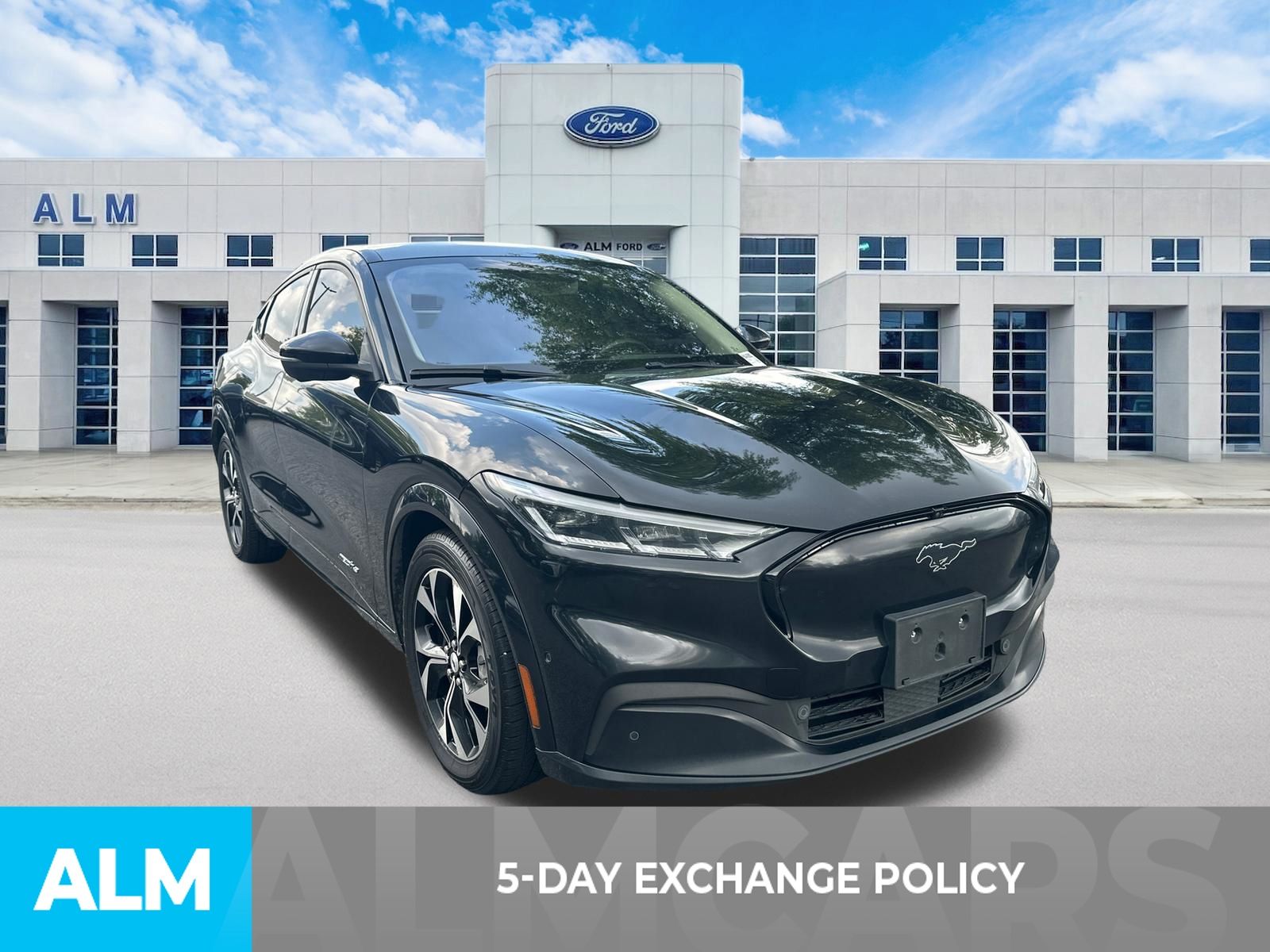 Used 2023 Black Ford Premium image 3