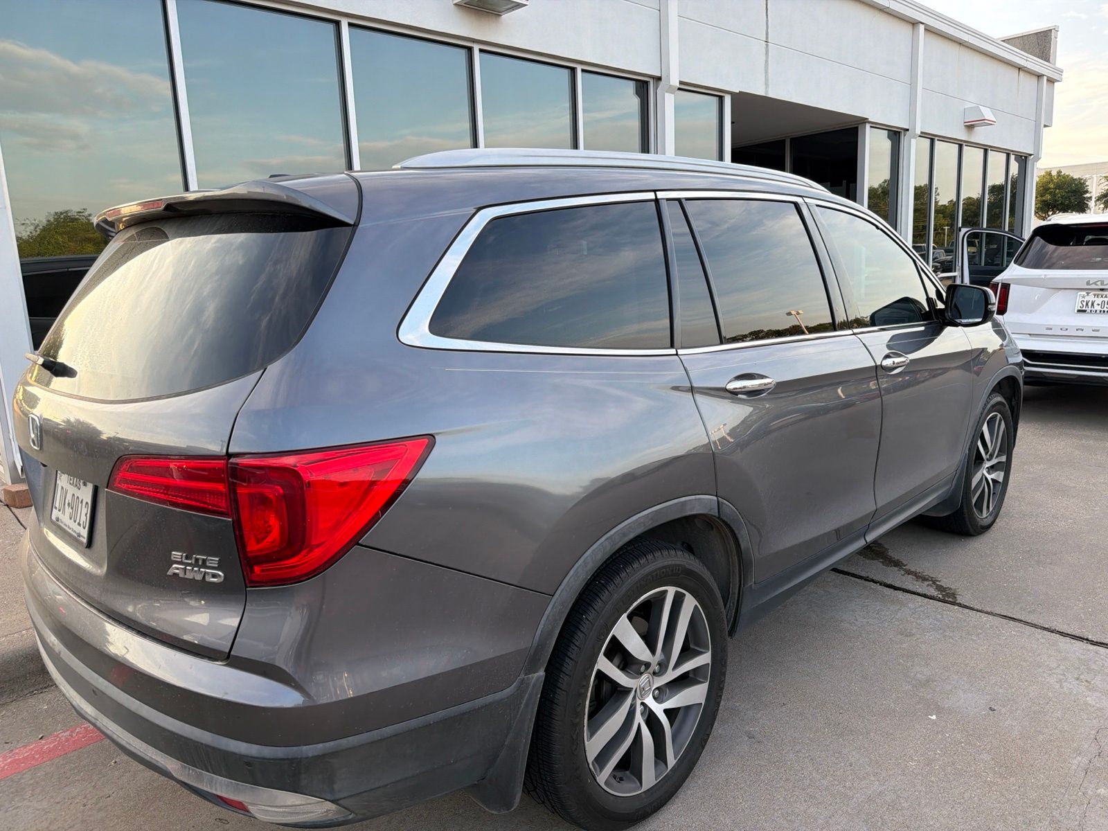 car-gallery-4