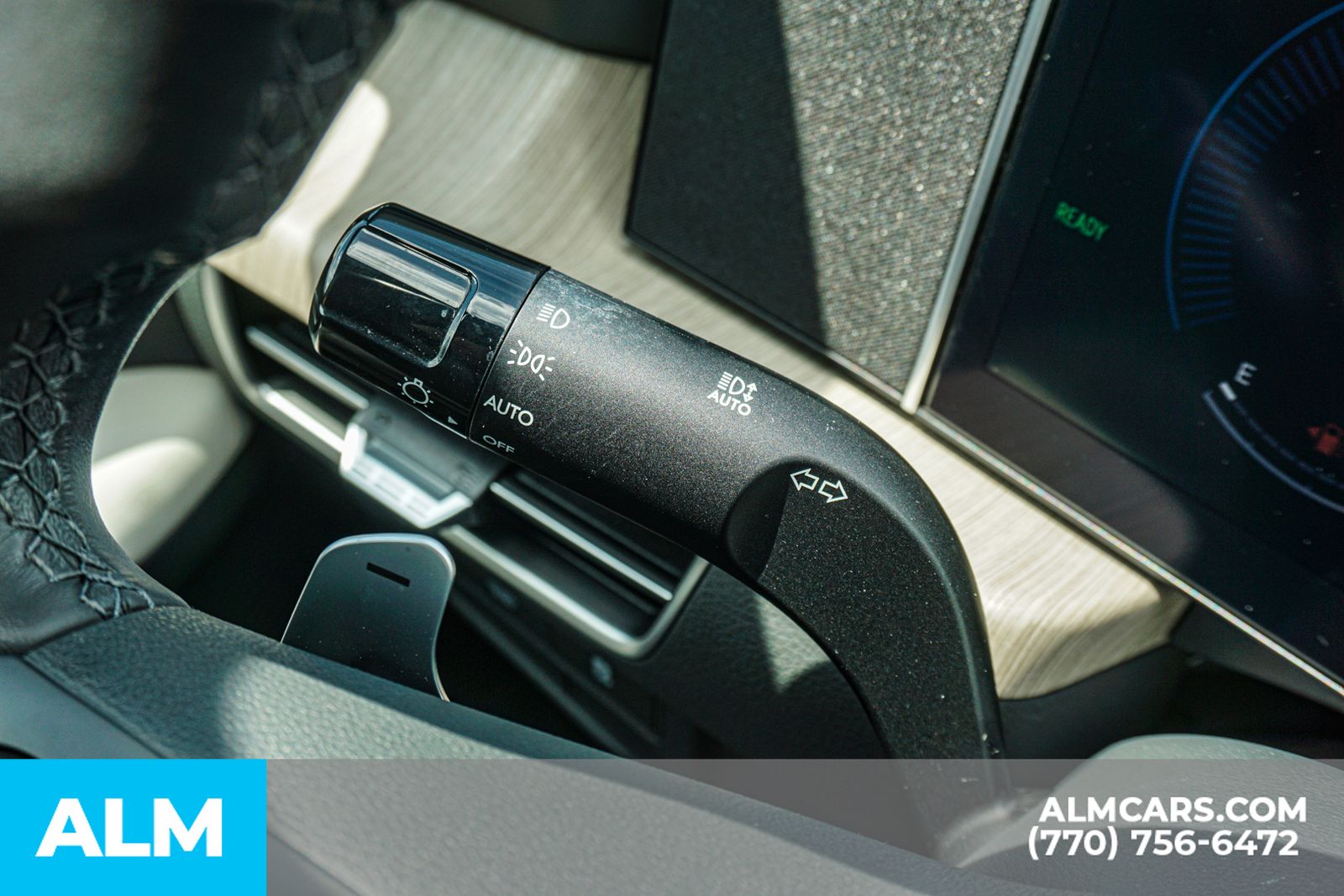 Used 2024 Silver Hyundai SEL image 32