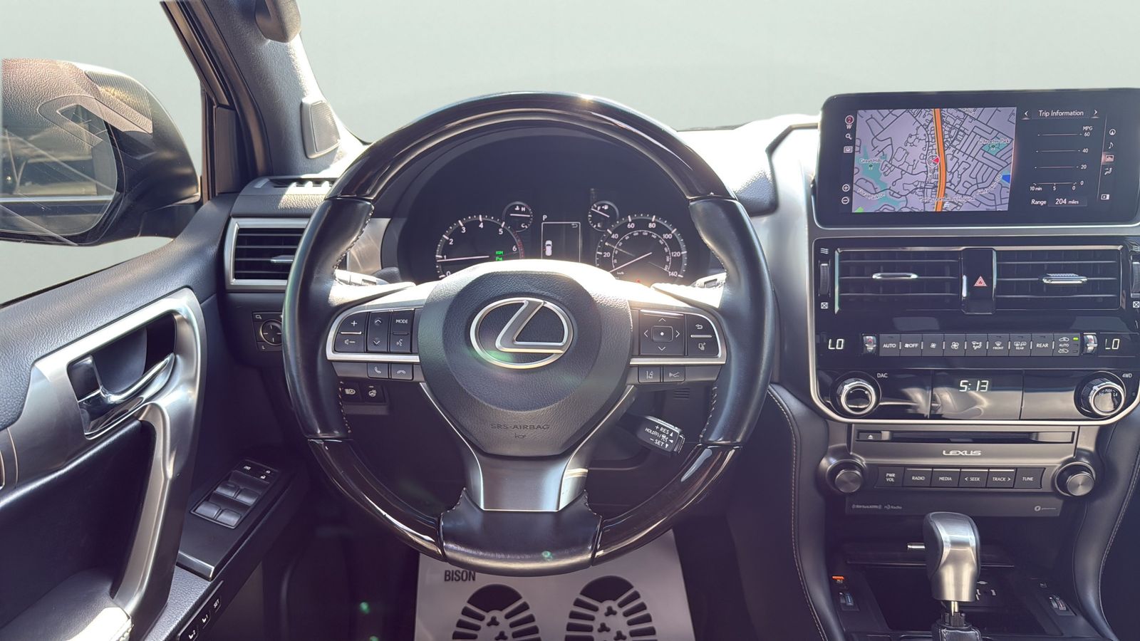 Used 2023 Black Lexus 460 image 12