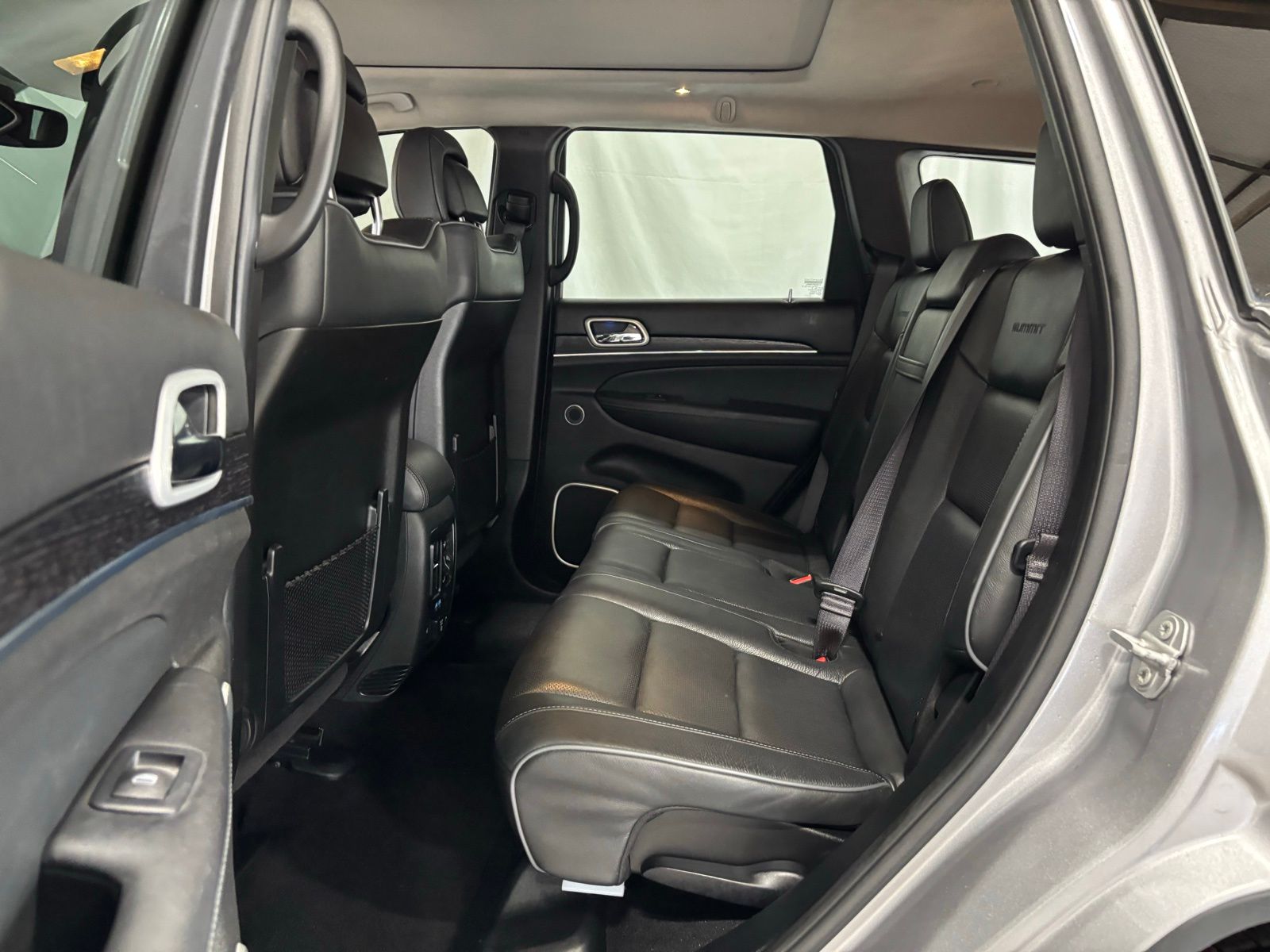 Used Car 2020 Jeep Grand Cherokee  Summit For Sale In Austin, Texas