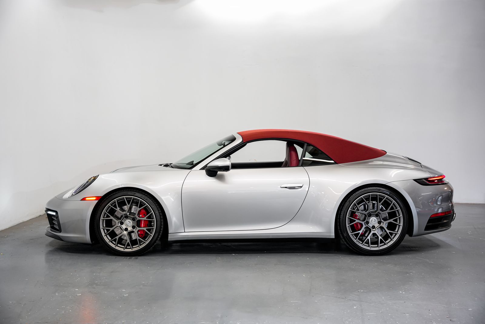 2021 Porsche 911 Carrera 4S — photo 6