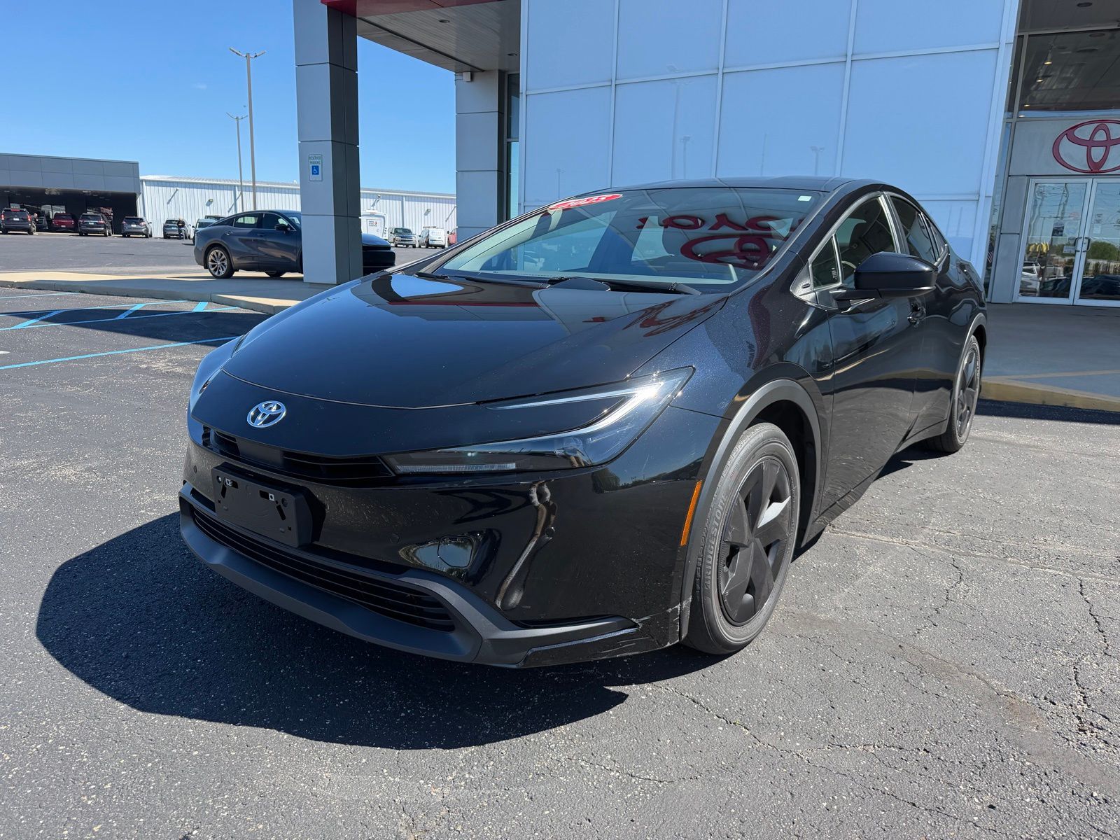 View vehicle photo 3
