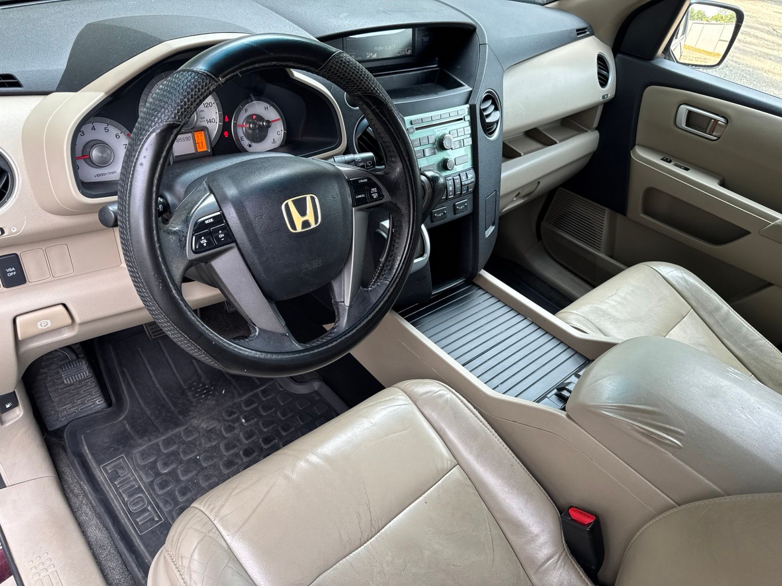 Used 2011 Dark Cherry Pearl Honda EX-L image 32