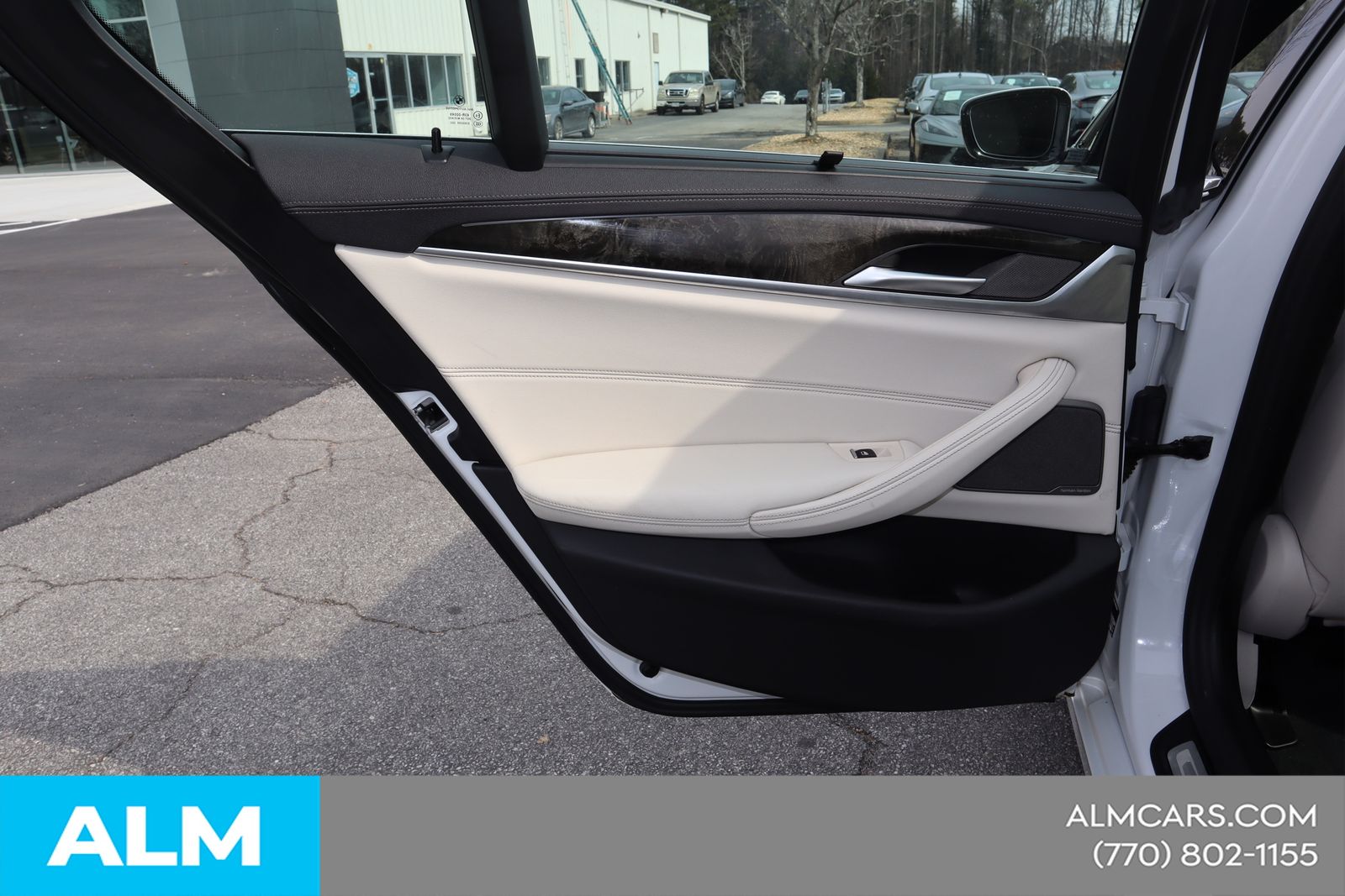 Used 2023 White BMW 540i xDrive image 20