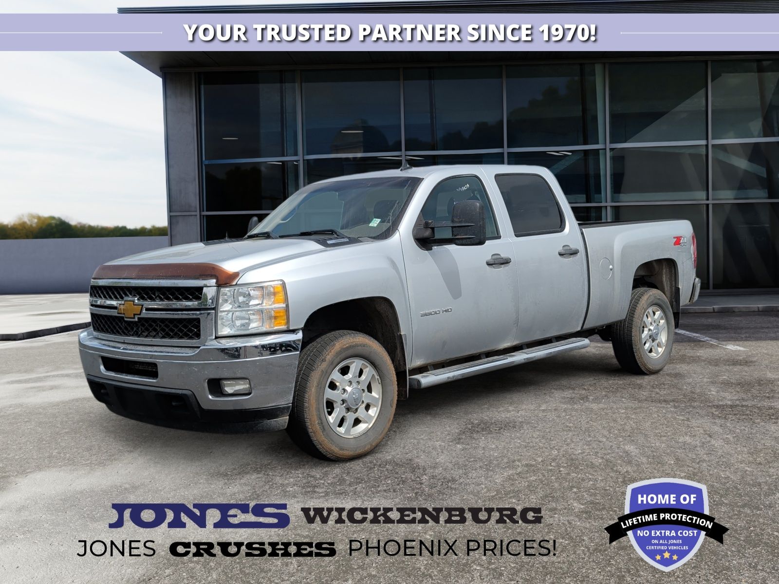 Silver Ice Metallic 2014 Chevrolet Silverado 3500HD LT Crew Cab 4WD Pickup Truck Four-Wheel Drive 6-Speed Automatic