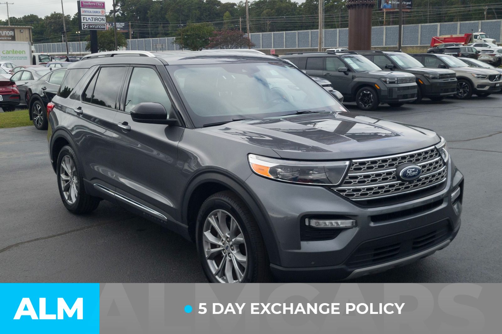 2024 Ford Explorer Limited photo 2