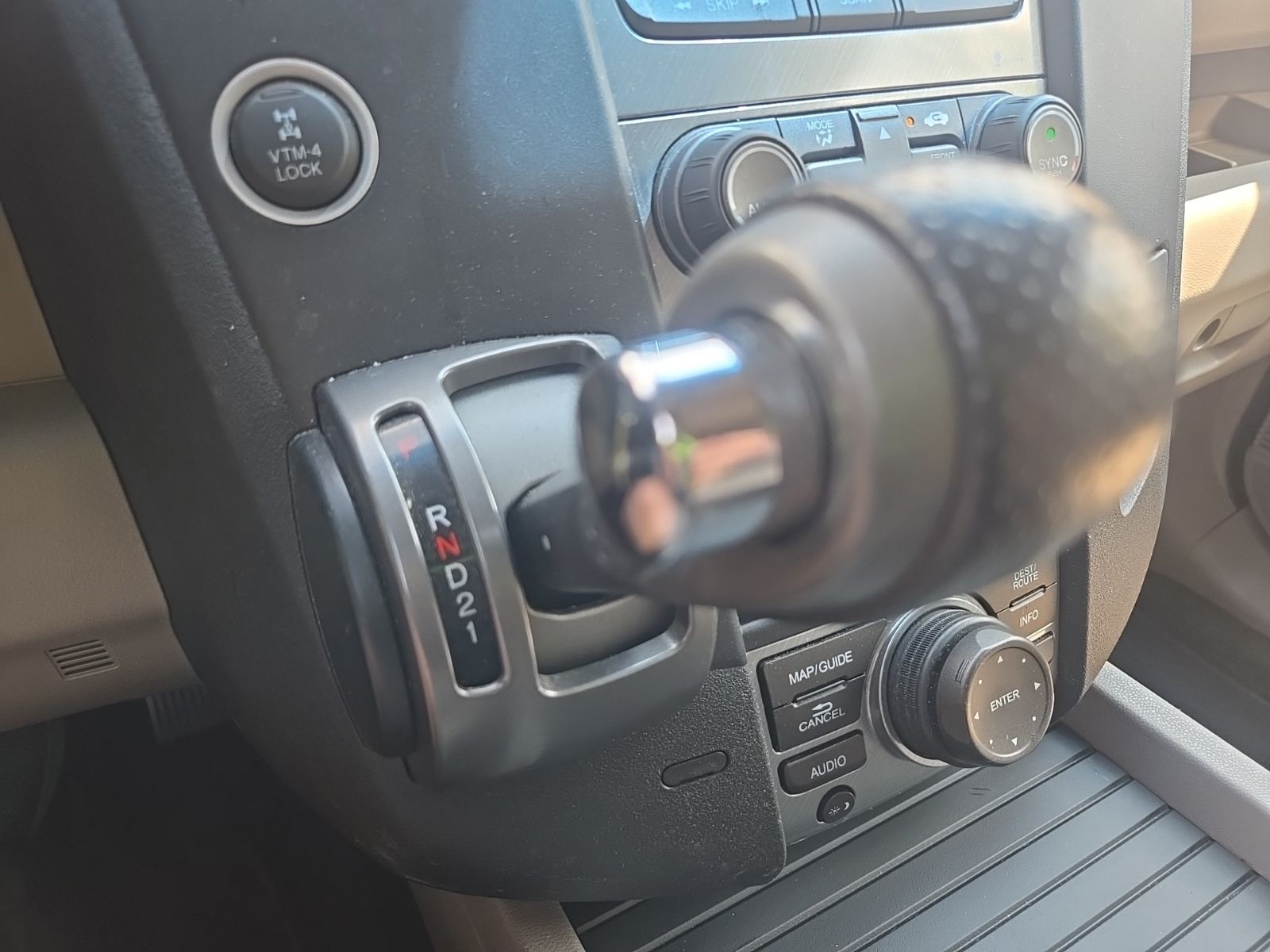 Used 2013  Honda EX-L image 39
