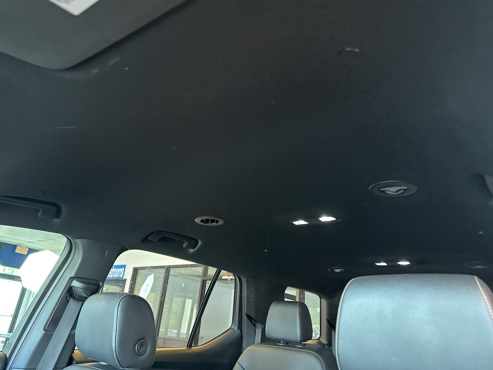 Used 2023 Mosaic Black Metallic Chevrolet LT Leather image 25