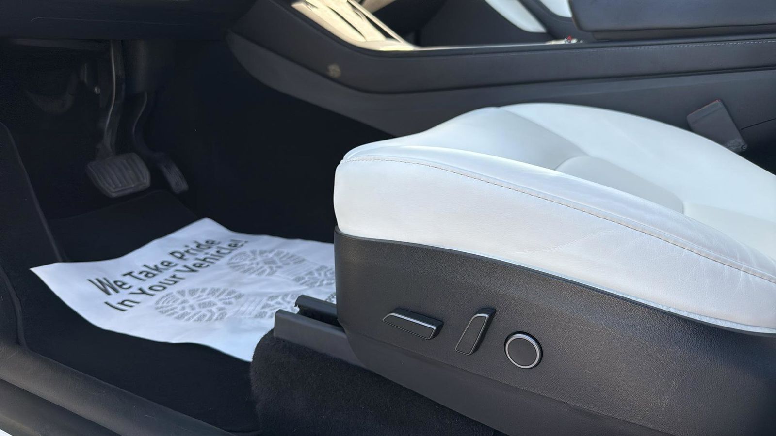 Used Car 2021 Tesla Model Y  Long Range For Sale Under $30,000 In Austin, Texas