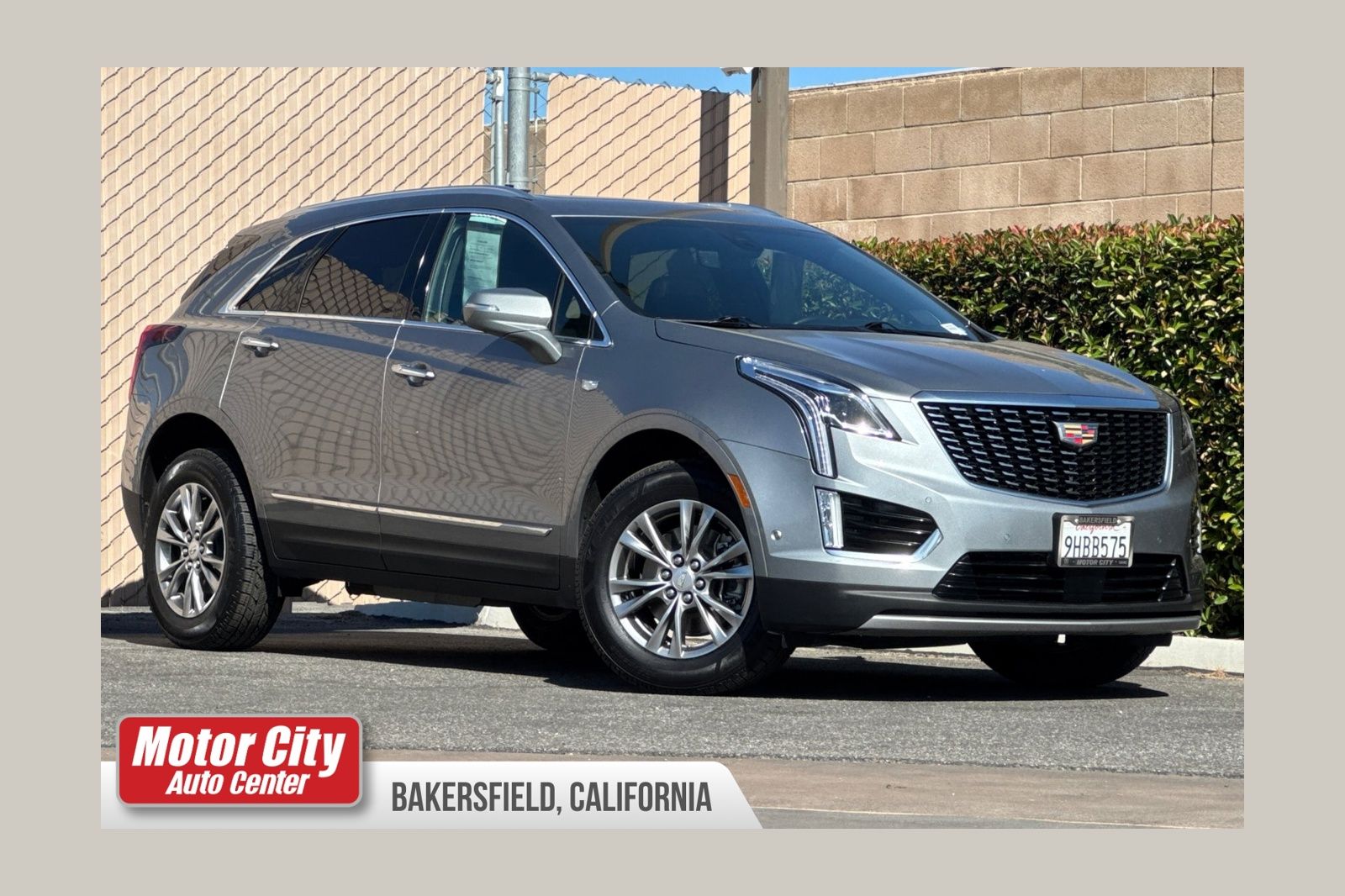 Argent Silver Metallic 2023 Cadillac XT5 Premium Luxury FWD SUV / Crossover Front-Wheel Drive 9-Speed Automatic
