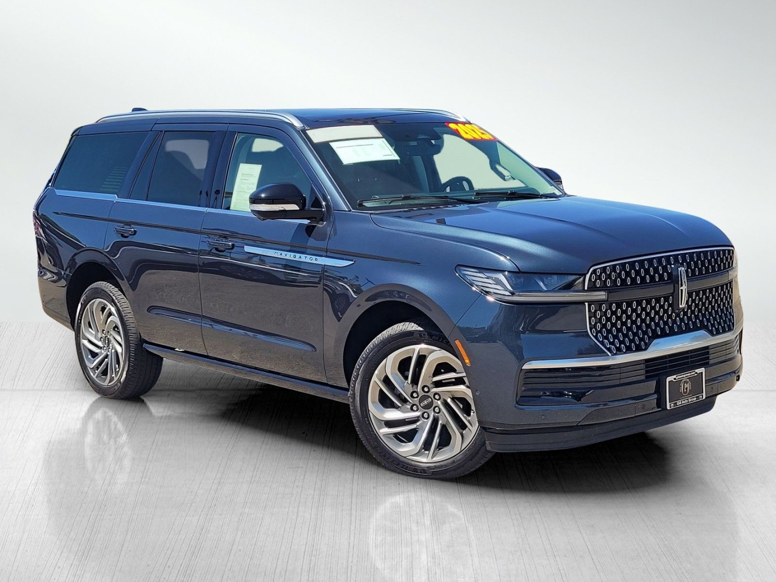 Blue Metallic 2025 Lincoln Navigator SUV / Crossover Four-Wheel Drive Automatic