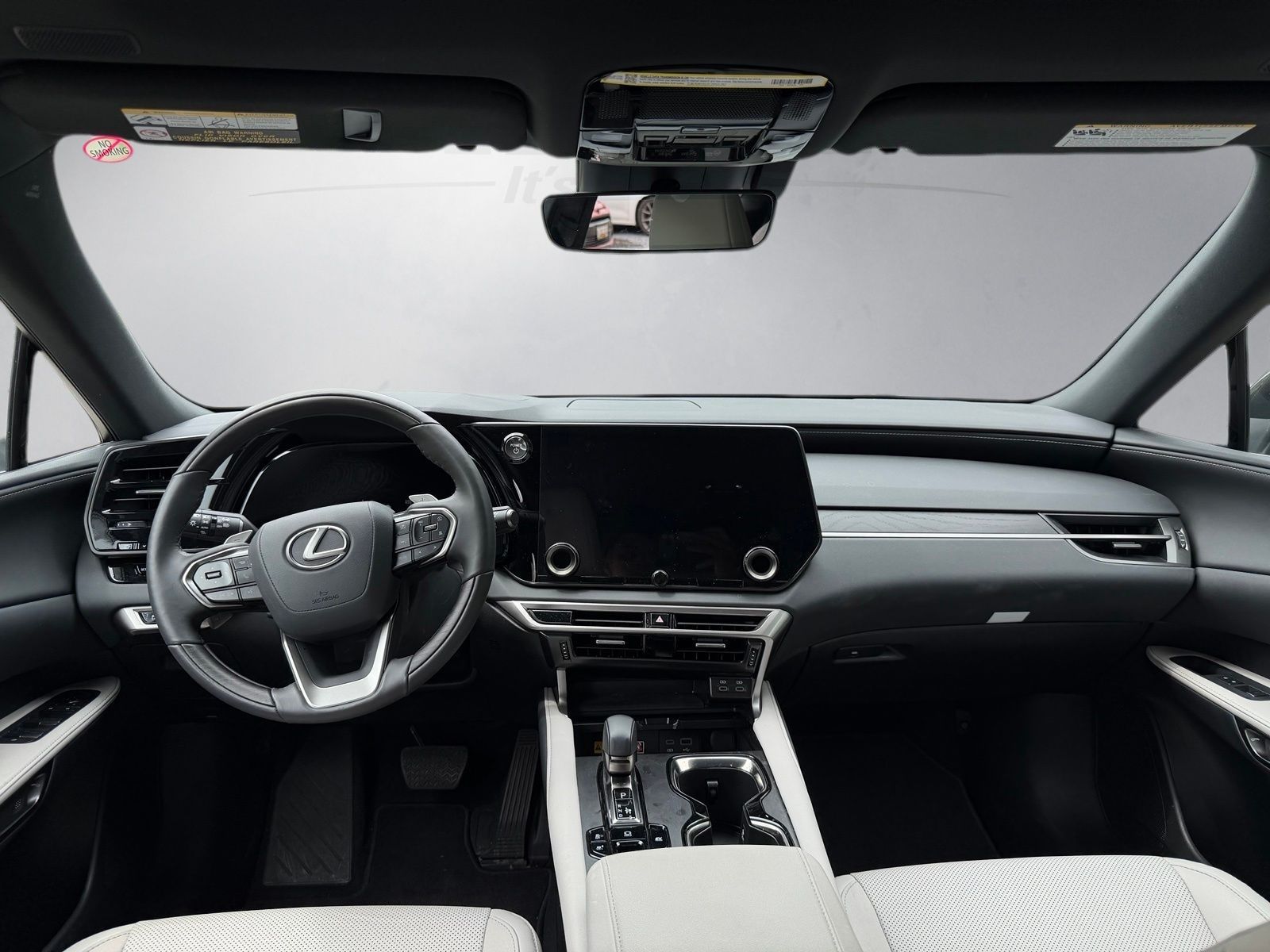 Used 2025 Green Lexus 350h Premium image 9