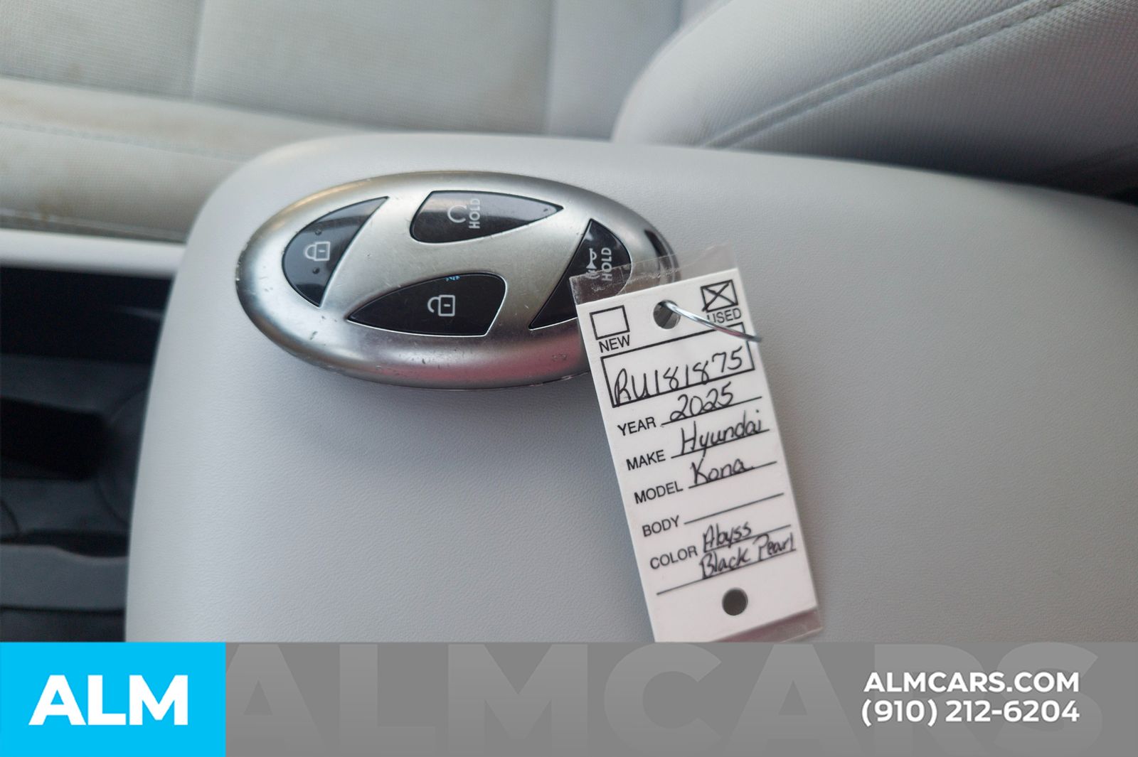 Used 2024 Abyss Black Hyundai SEL image 16